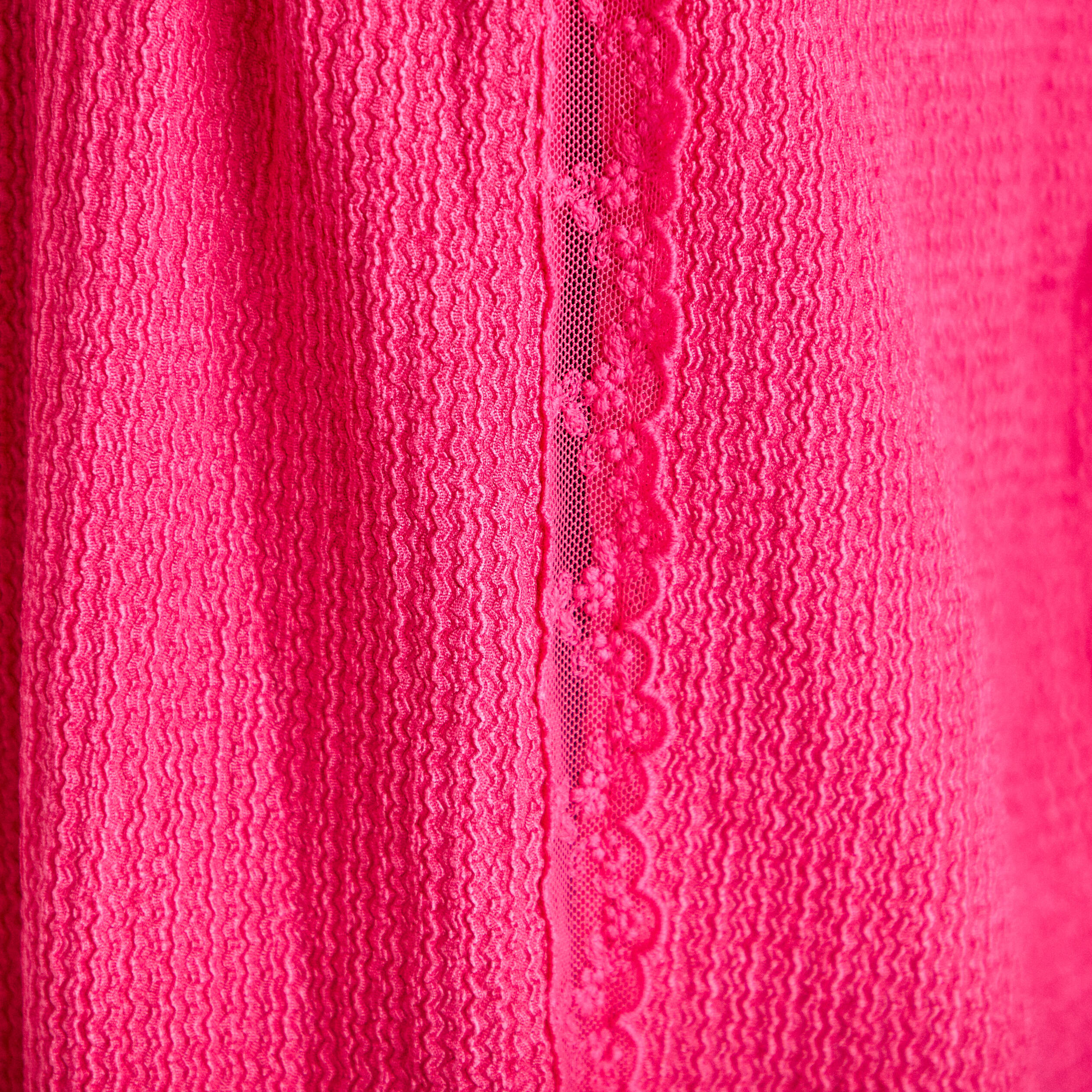 D&eacute;bardeur d&eacute;tails dentelle rose fushia femme