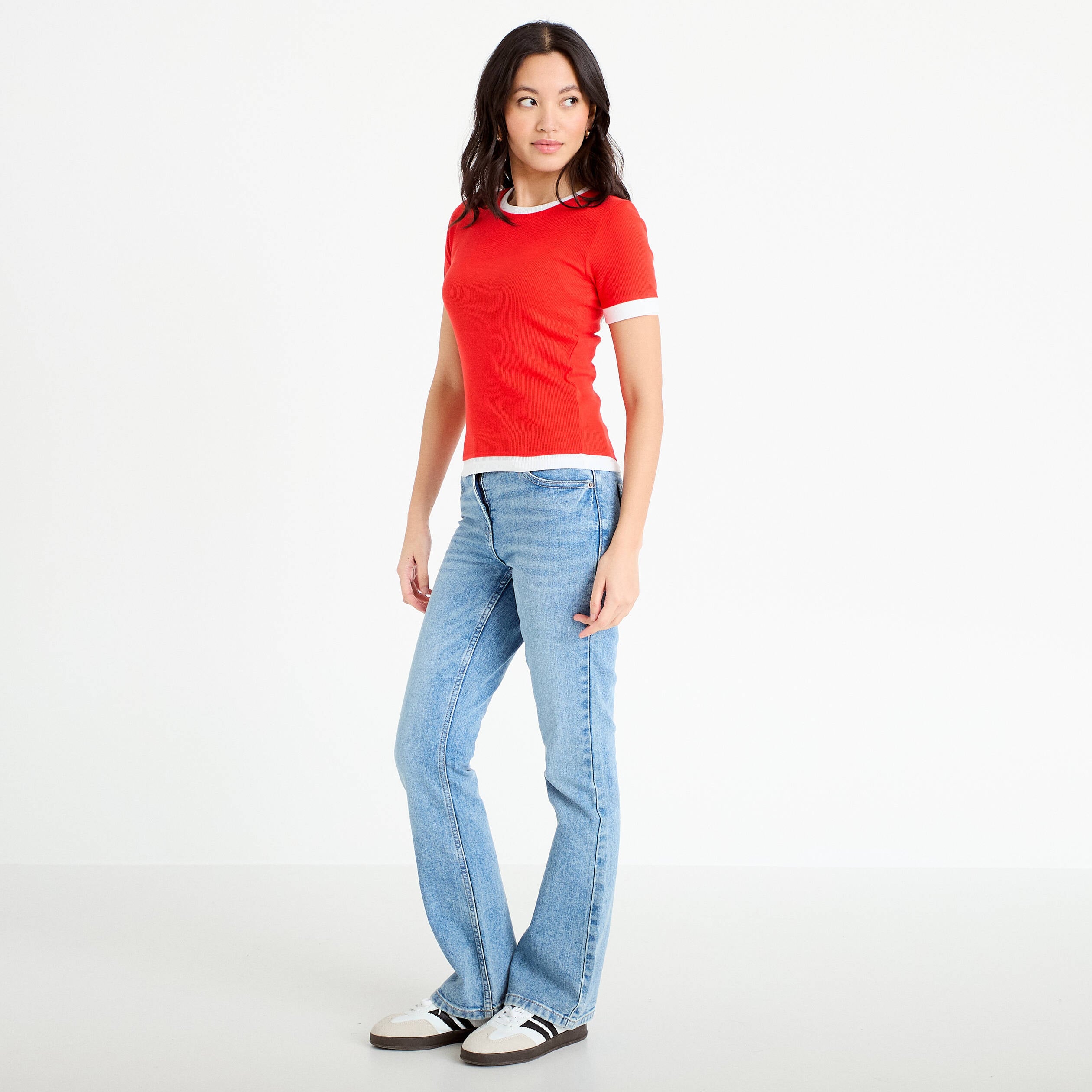 T-shirt ajust&eacute; col rond manches courtes rouge femme