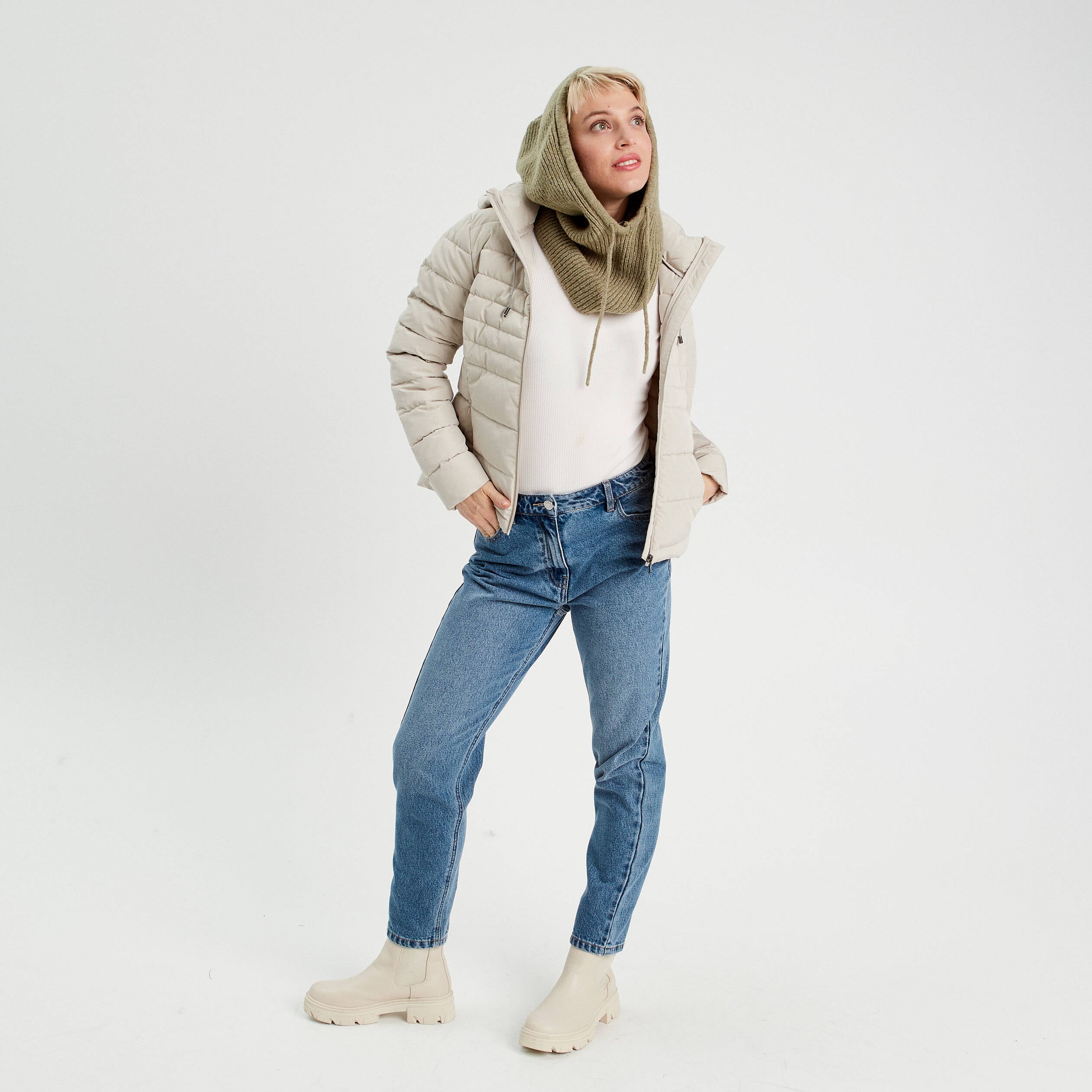 Doudoune ajust&eacute;e &agrave; capuche blanc femme