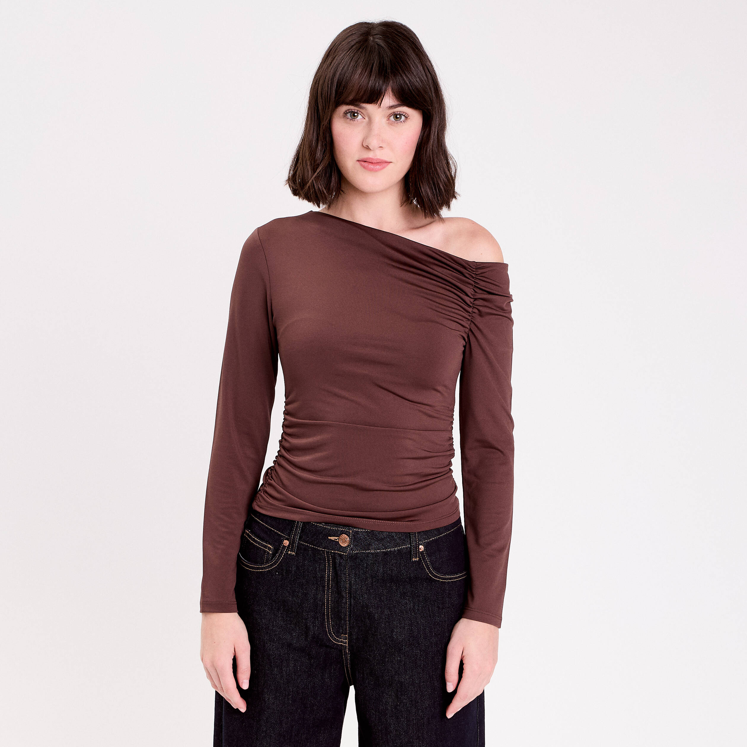 T-shirt ajust&eacute; manches longues marron fonc&eacute; femme