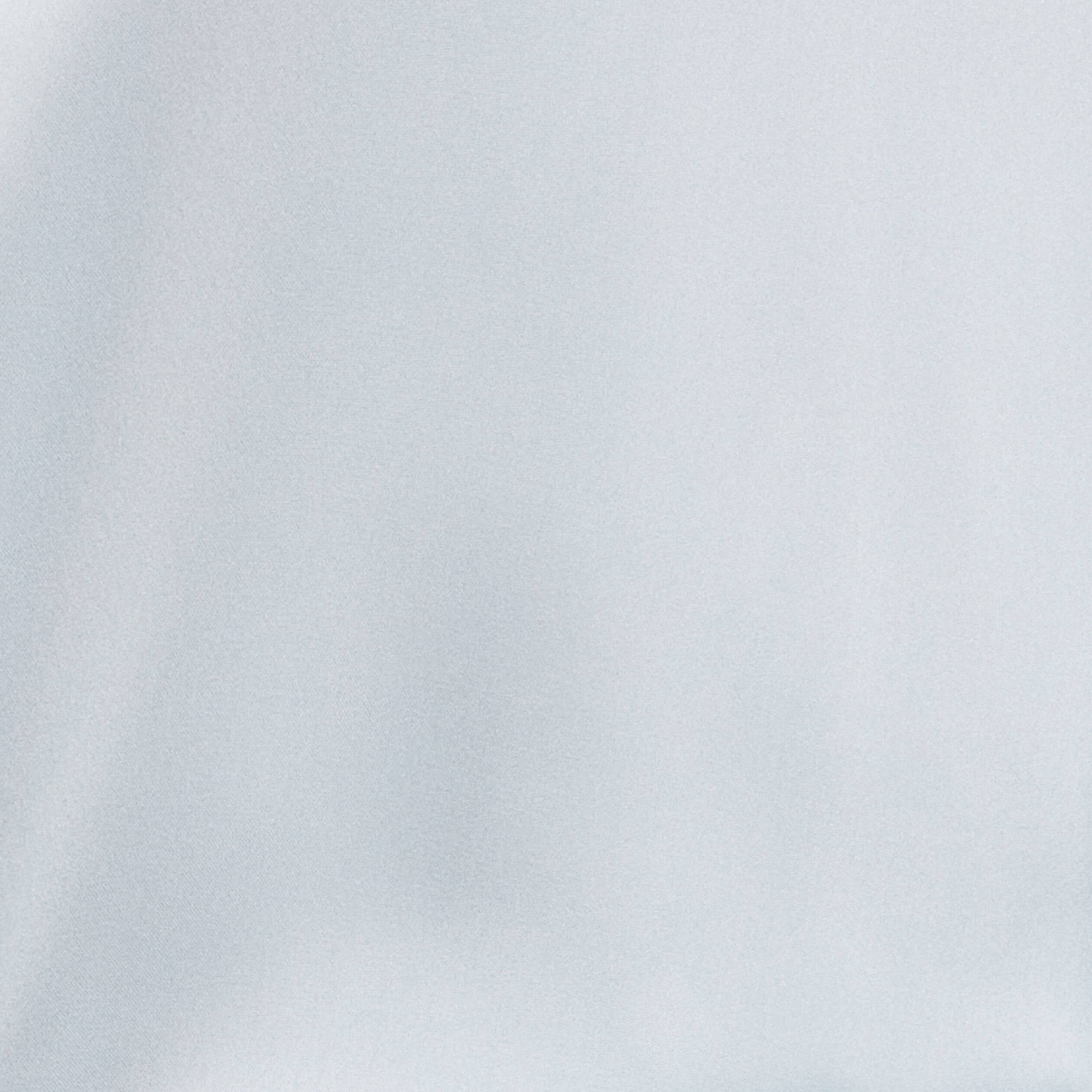 Chemise satin&eacute;e bleu clair femme
