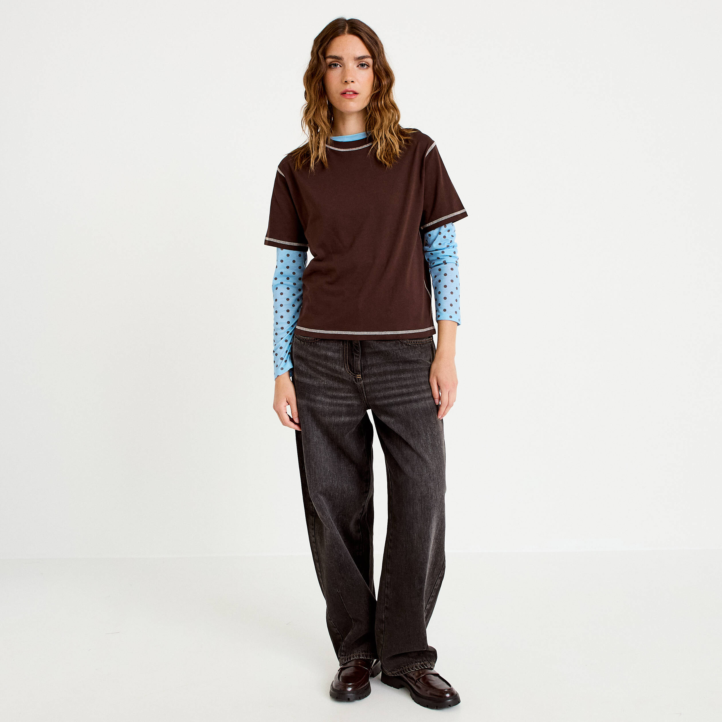 Top col rond manches courtes marron fonc&eacute; femme