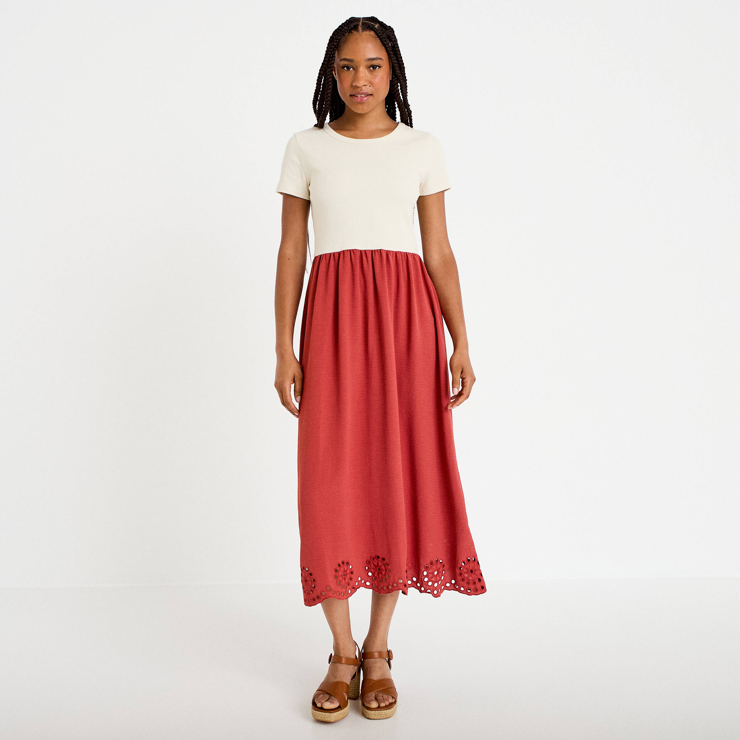 Robe longue &eacute;vas&eacute;e bi-mati&egrave;re brod&eacute;e vieux rose femme