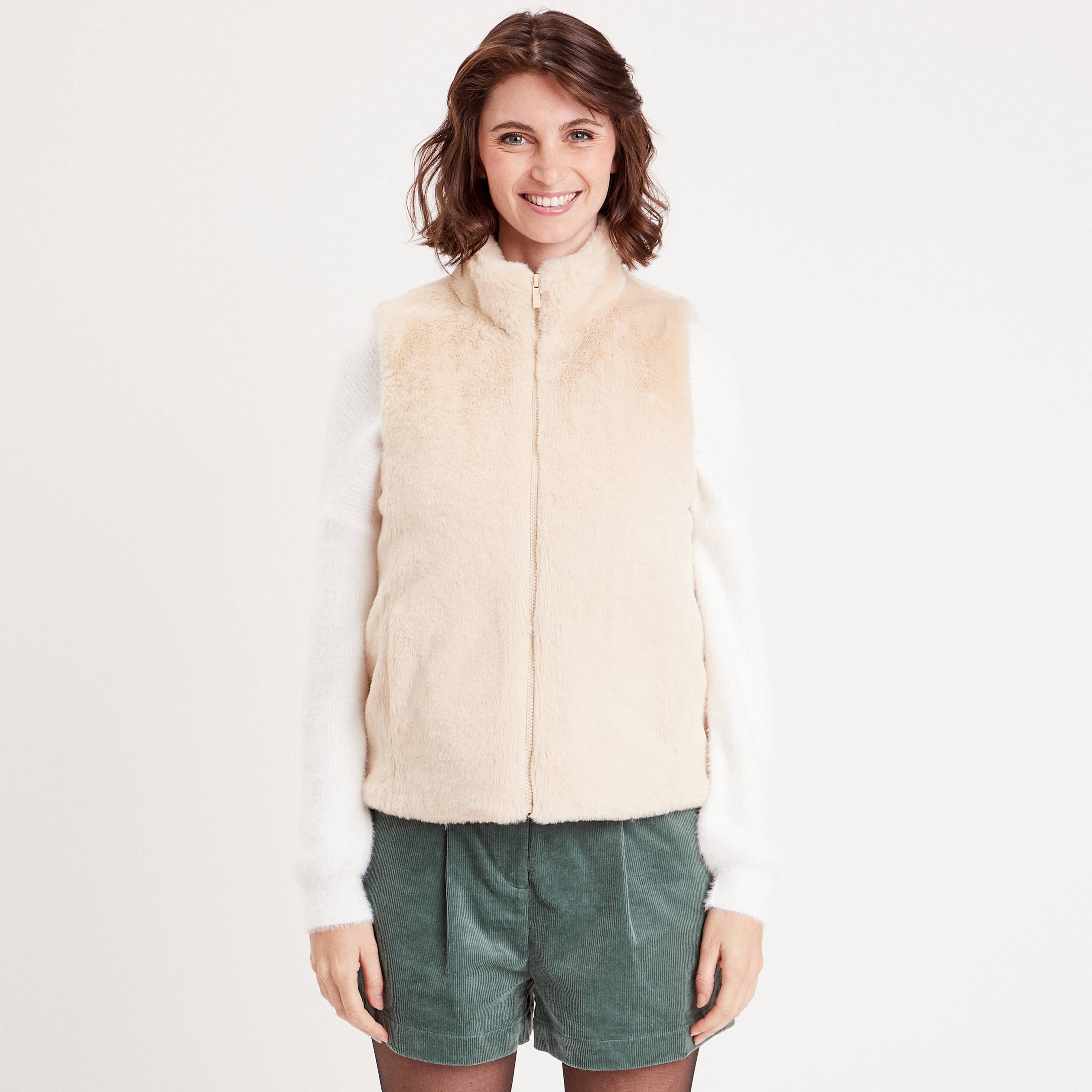 Veste courte ajust&eacute;e sans manches ivoire femme