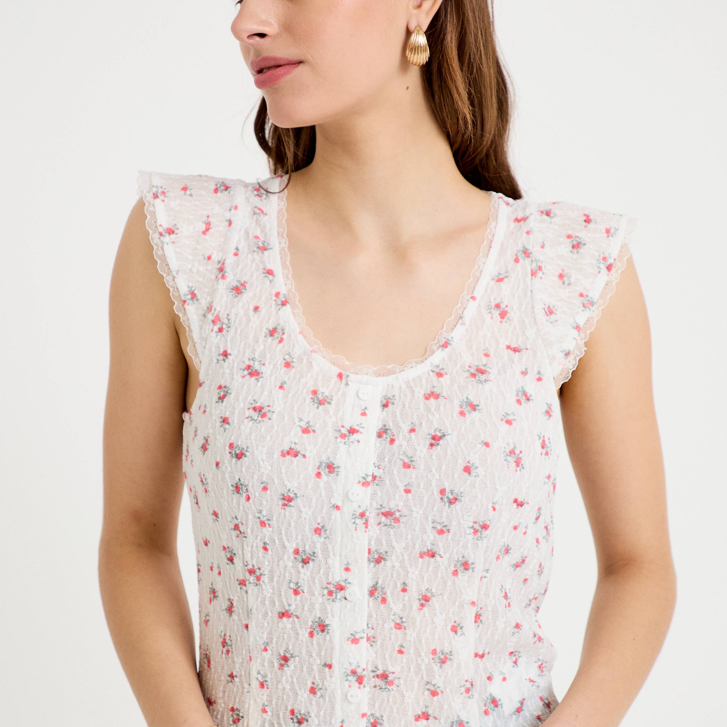 Top boutonn&eacute; d&eacute;tails dentelle blanc femme