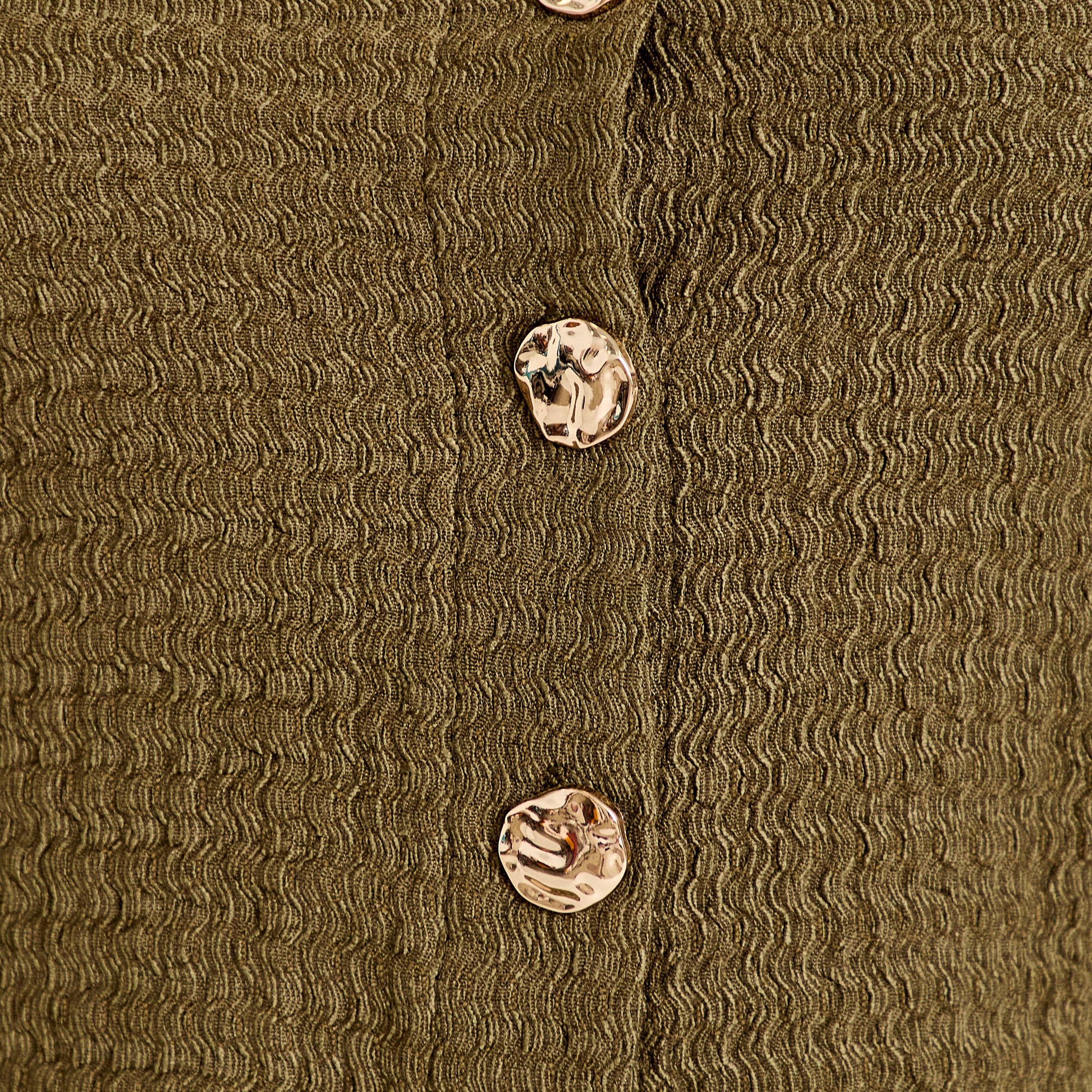 Gilet cintr&eacute; sans manches col v vert kaki femme