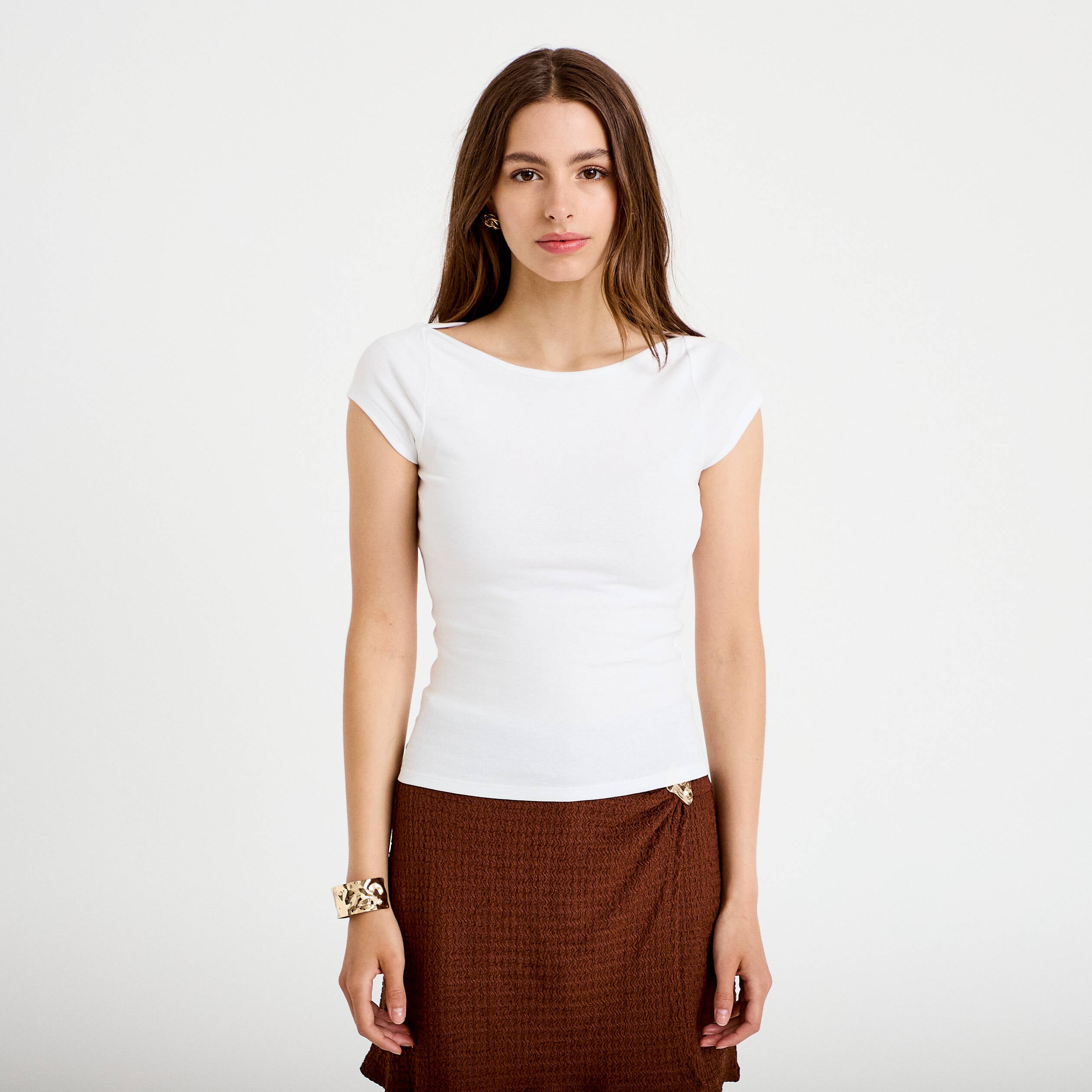 T-shirt ajust&eacute; manches courtes blanc femme