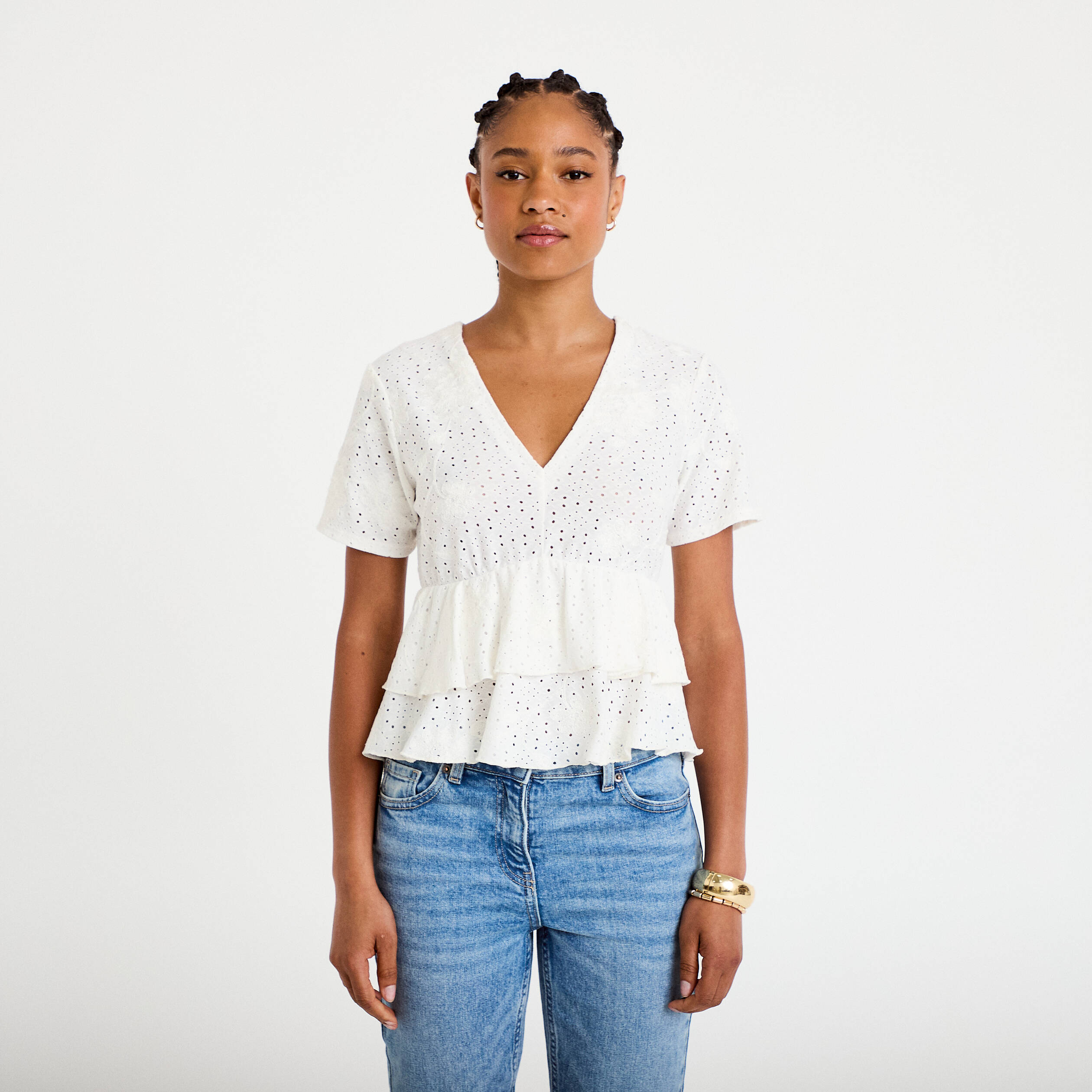 Blouse d&eacute;collet&eacute; manches courtes ecru femme