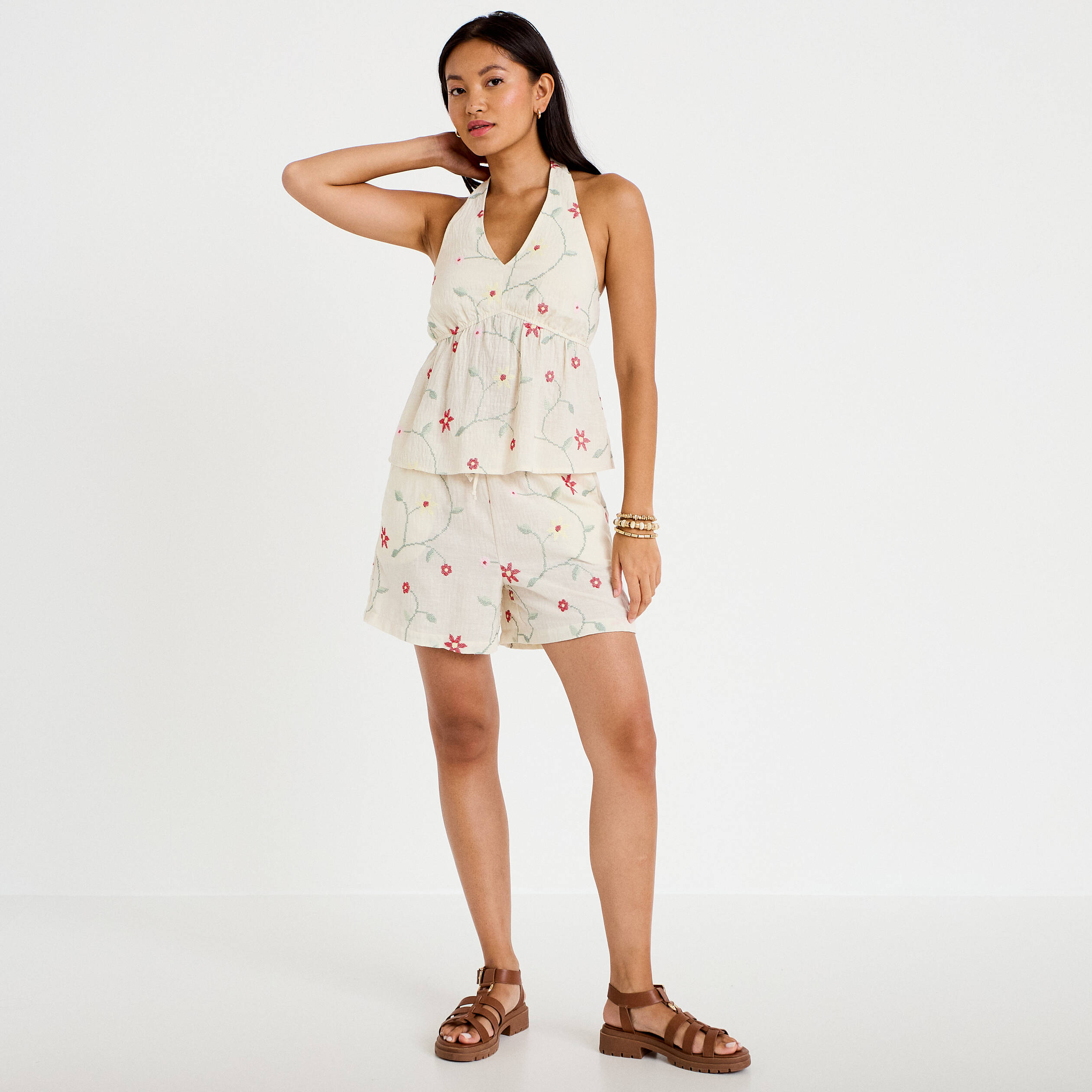 Top dos nu brod&eacute; blanc femme