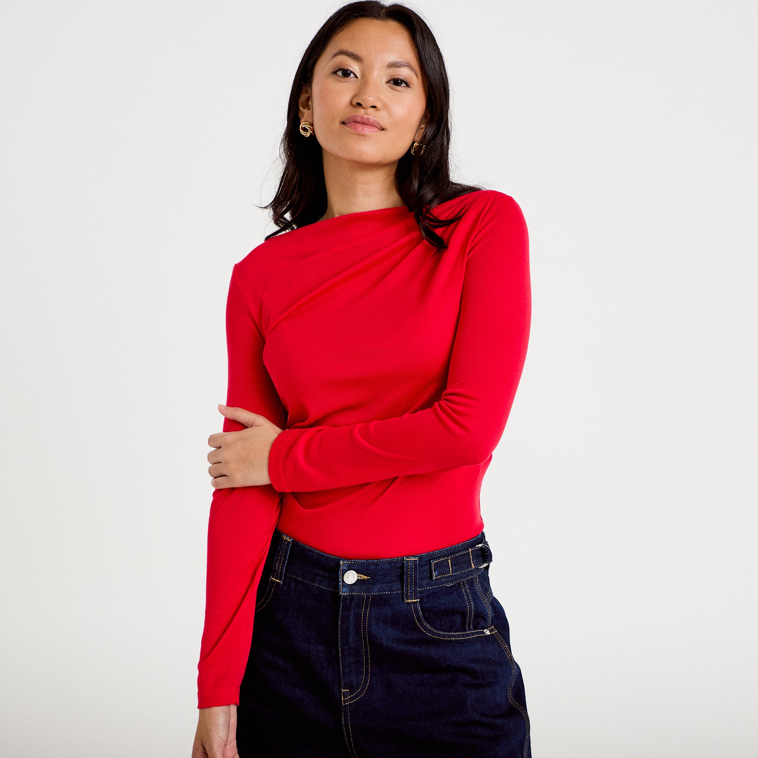 T-shirt col b&eacute;nitier manches longues rouge femme