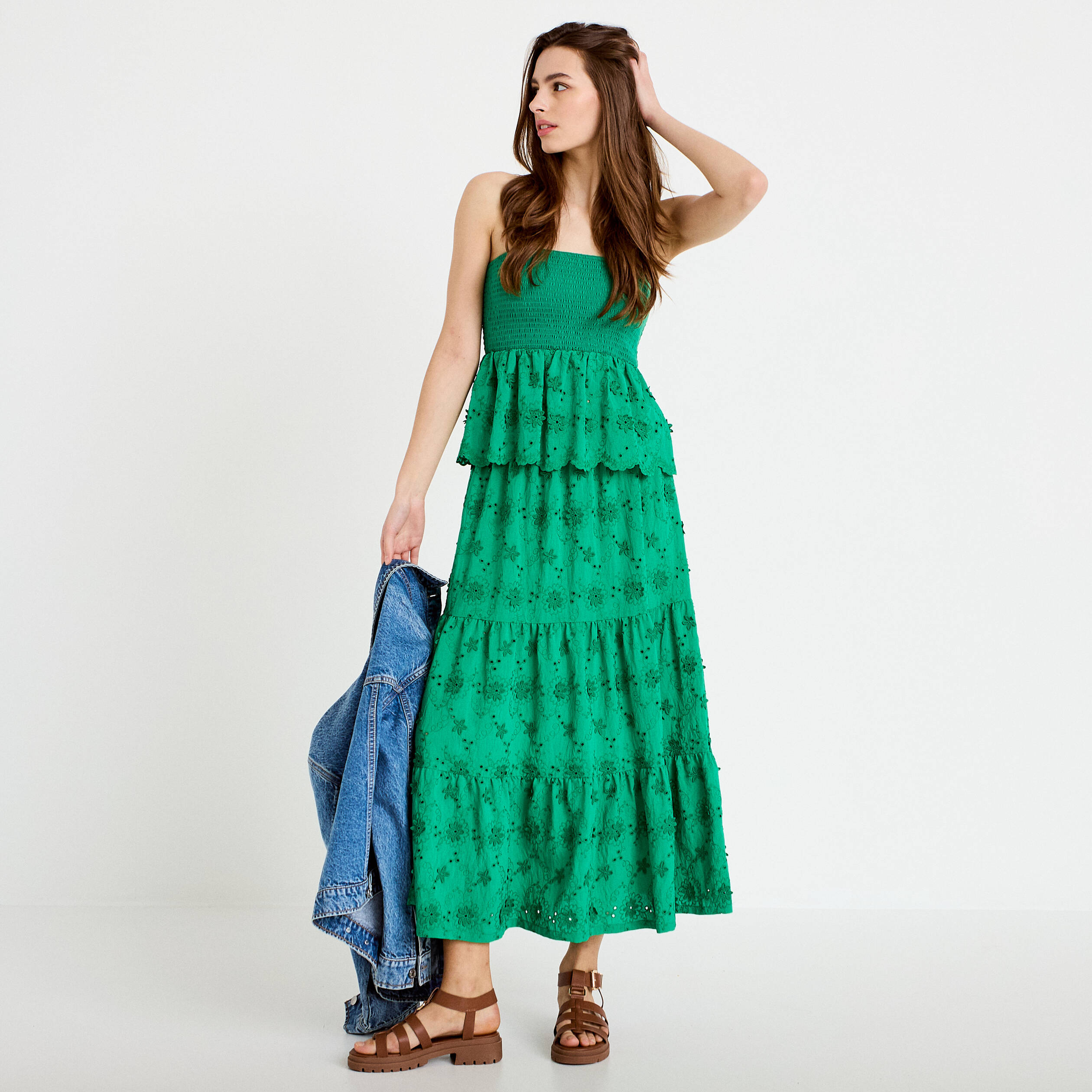 Jupon long &eacute;vas&eacute; avec broderie vert femme