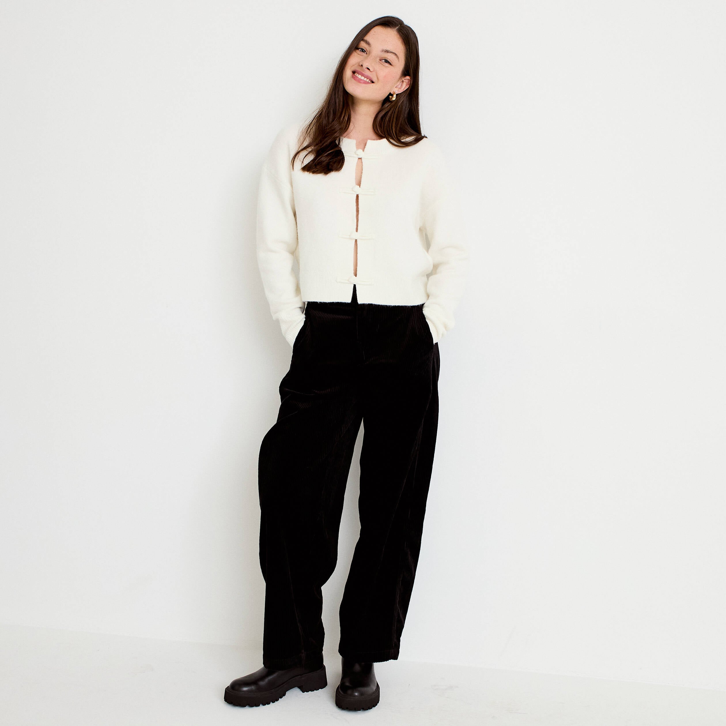 Pantalon chino en velours noir femme