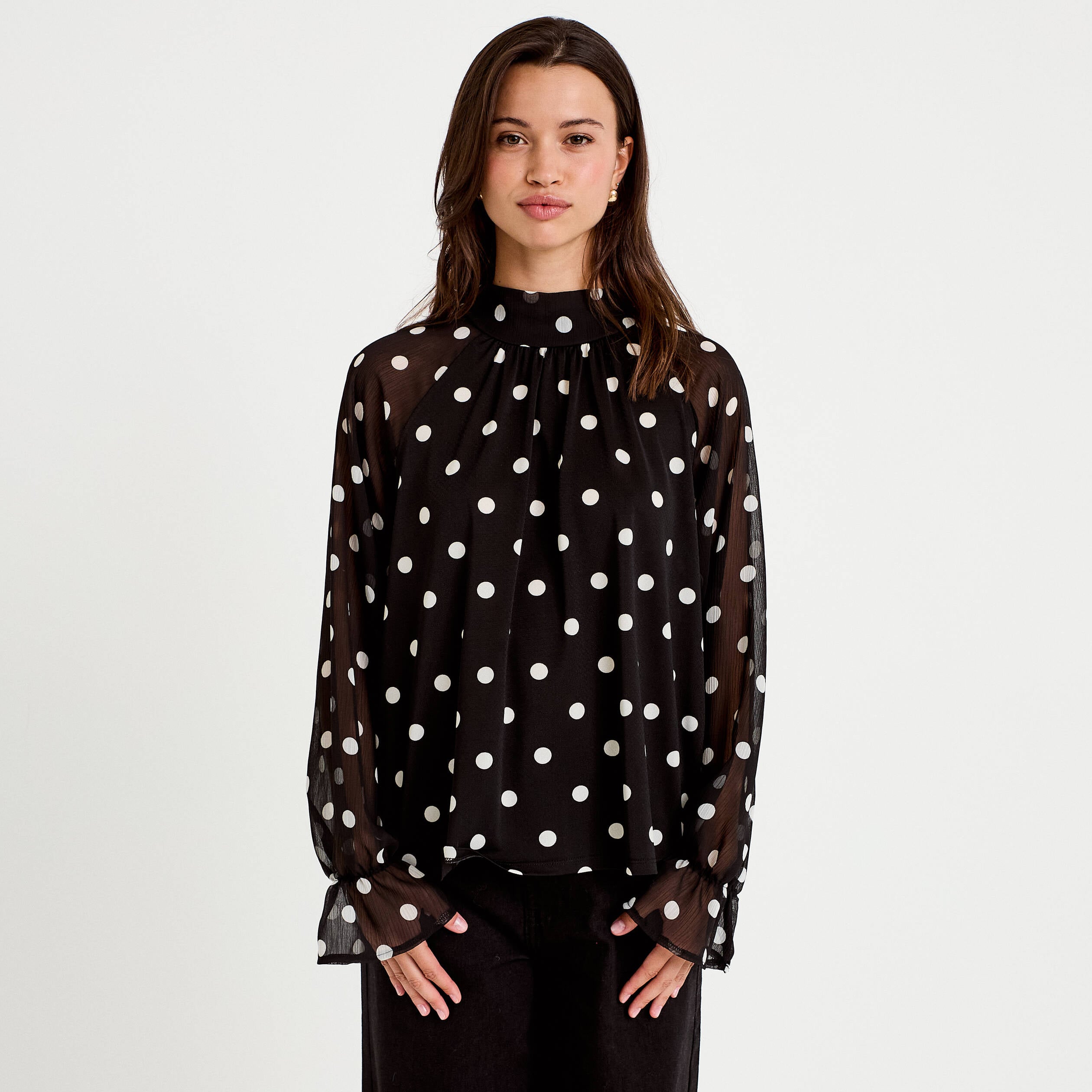Blouse droite voile manches longues noir femme