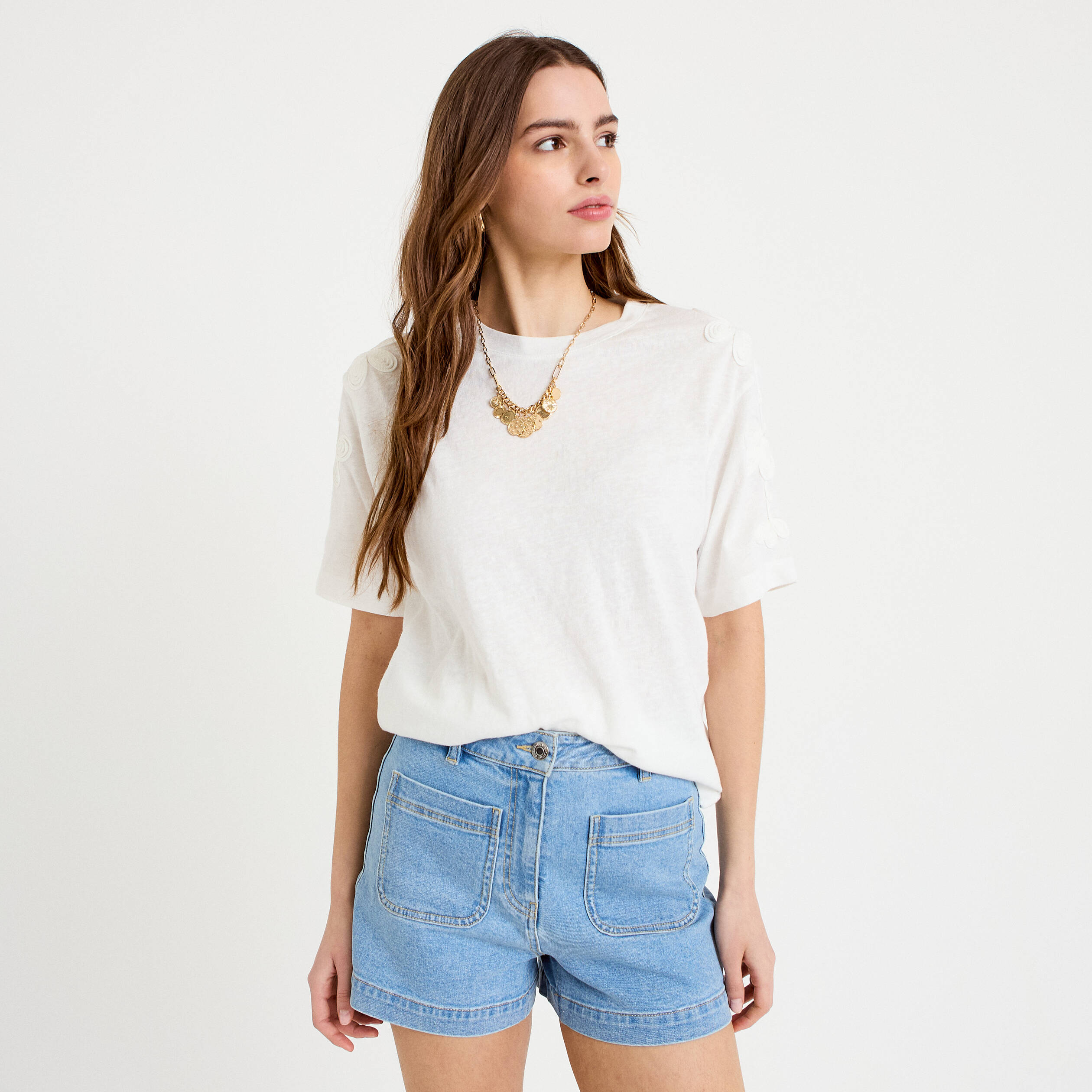 T-shirt col rond manches courtes brod&eacute; ecru femme