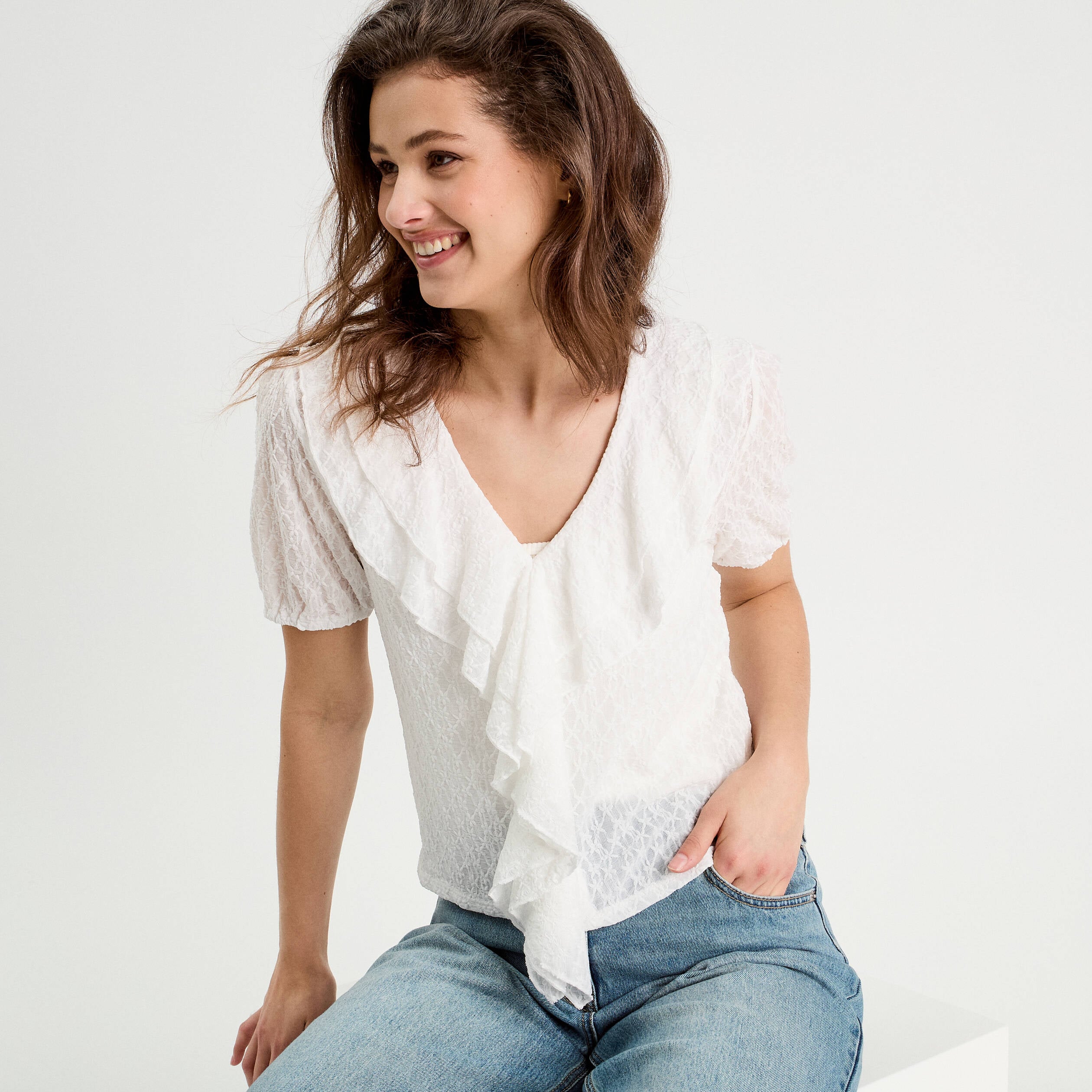 Blouse dentelle et volants blanc femme