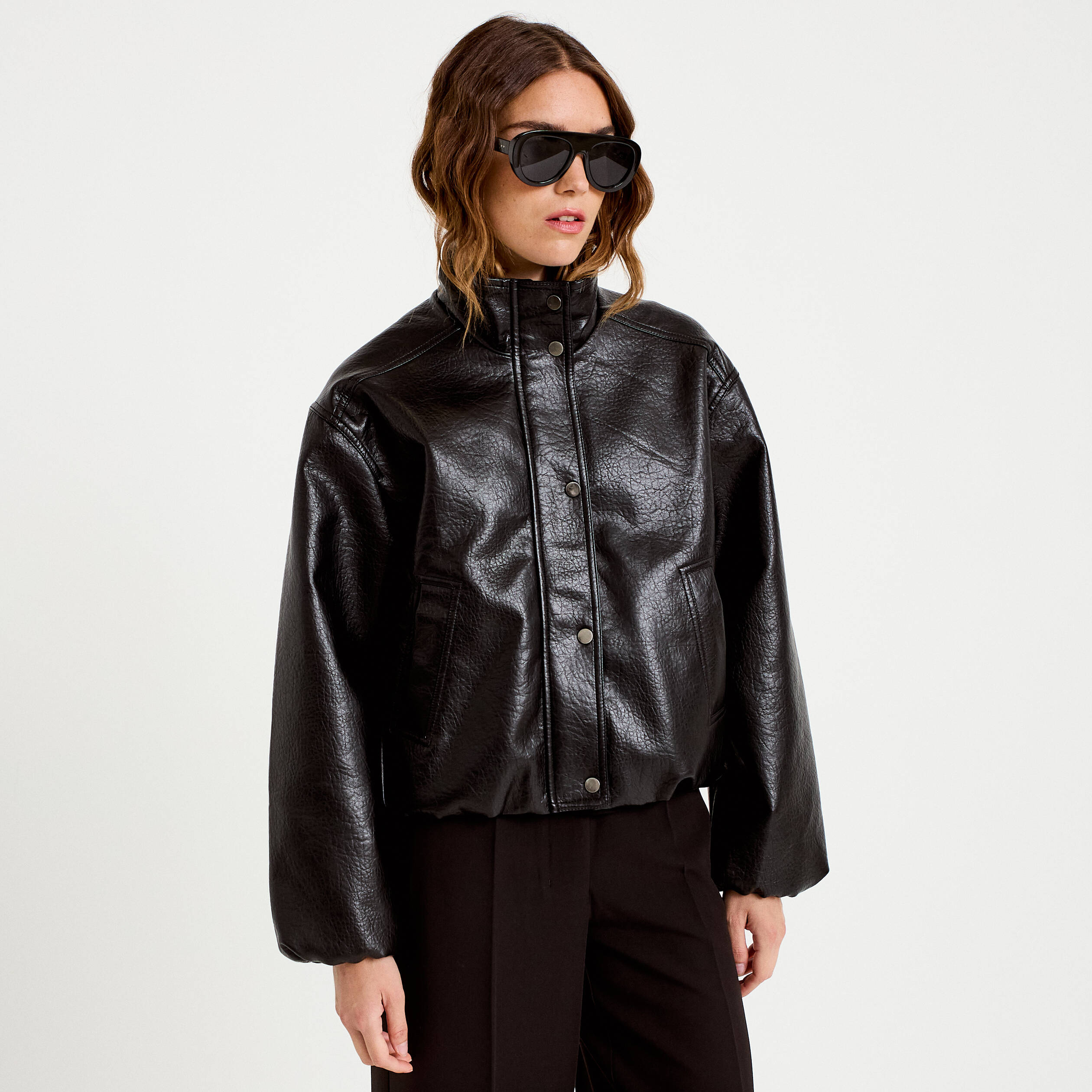 Veste oversize cropped similicuir noir femme