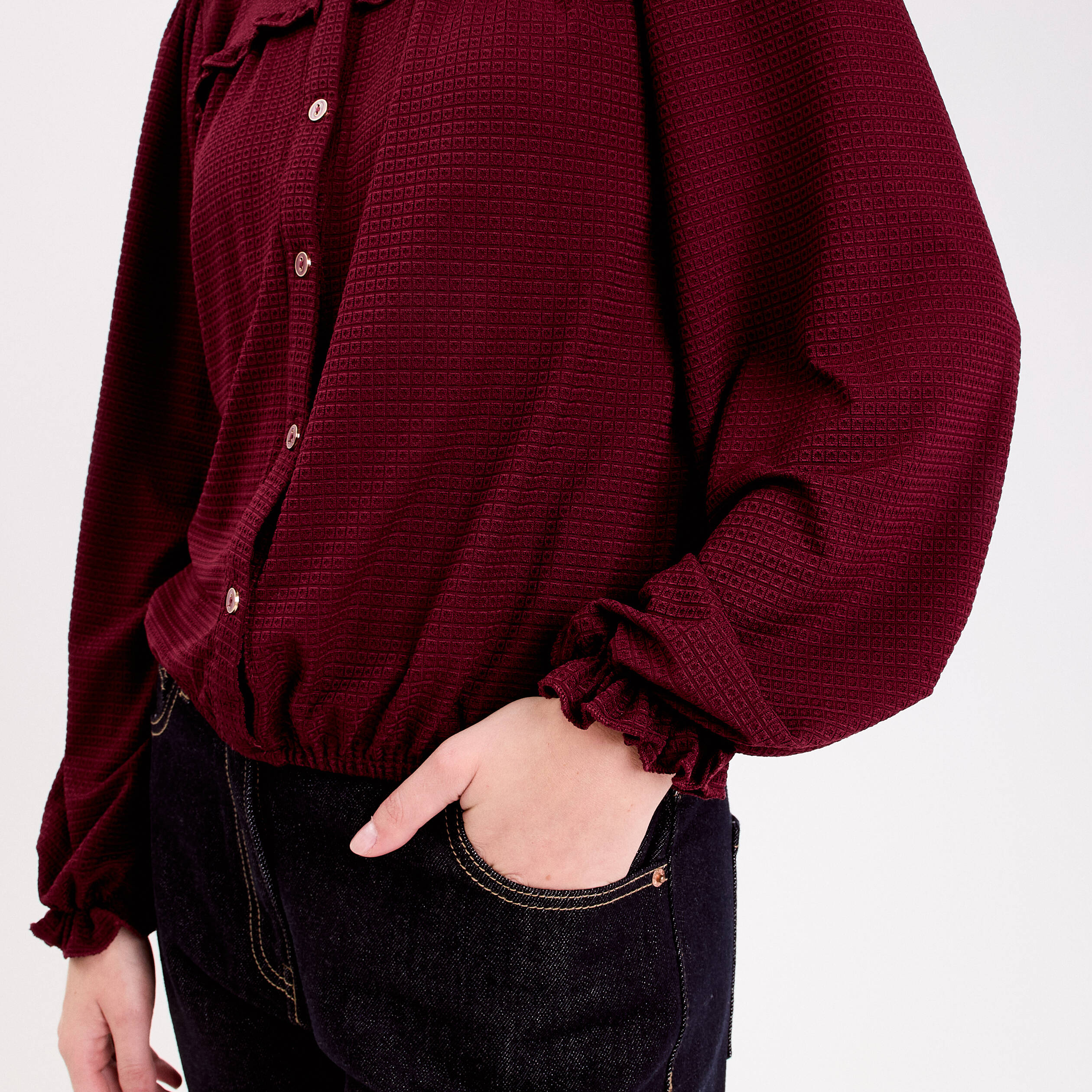 Blouse d&eacute;tails volants violet fonc&eacute; femme