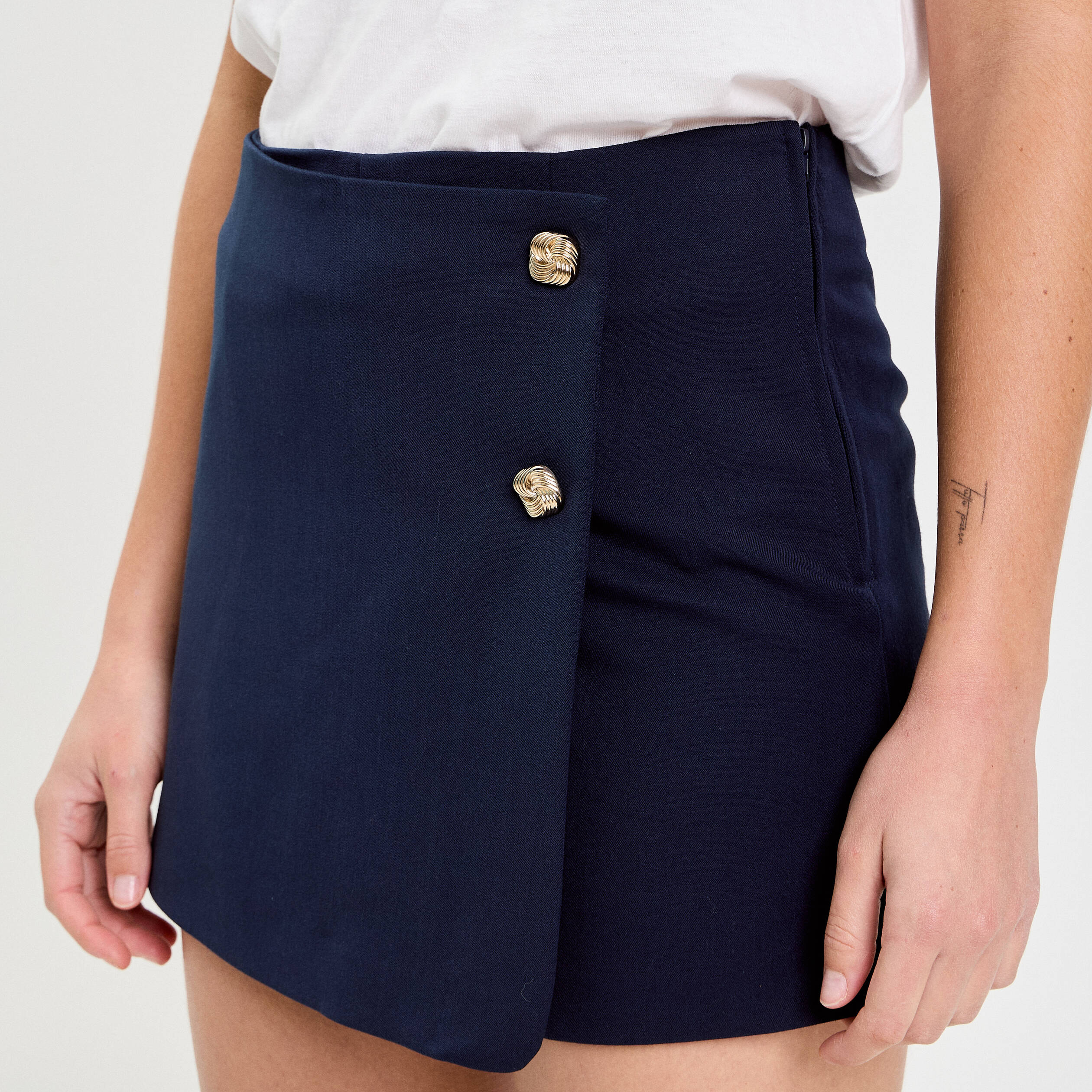 Jupe-short trap&egrave;ze courte bleu marine femme