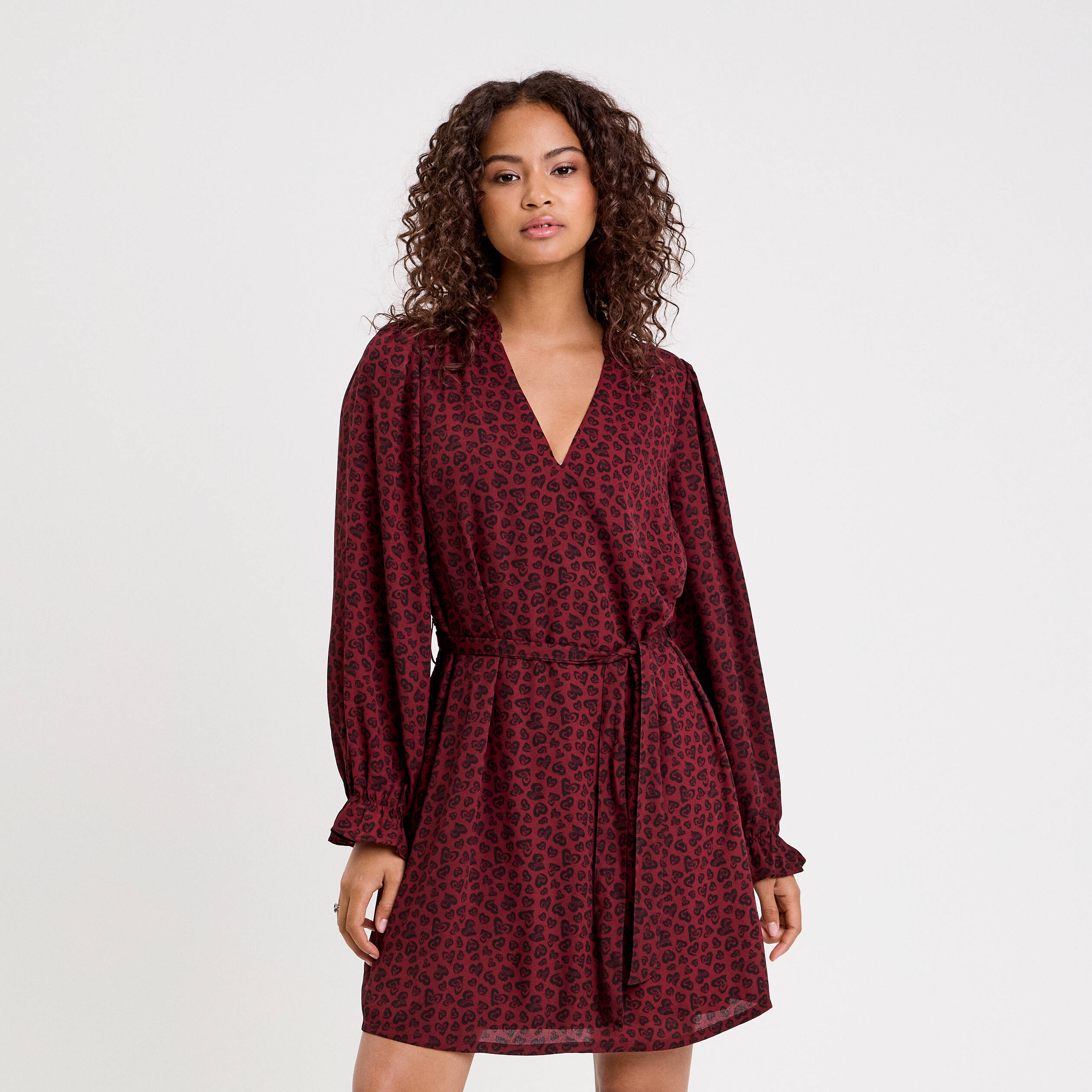 Robe droite ceintur&eacute;e rouge fonc&eacute; femme
