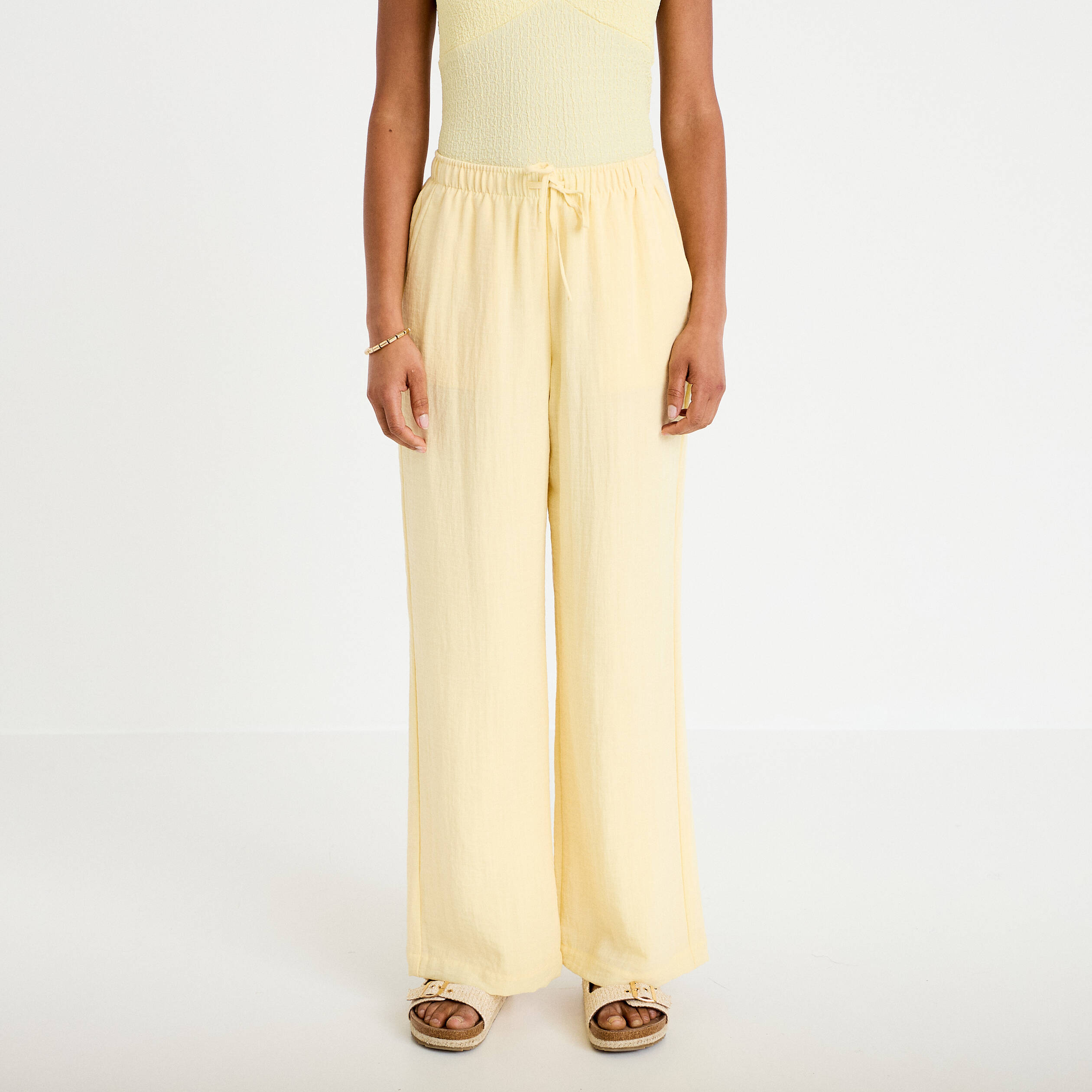 Pantalon large fluide taille &eacute;lastiqu&eacute;e jaune pastel femme