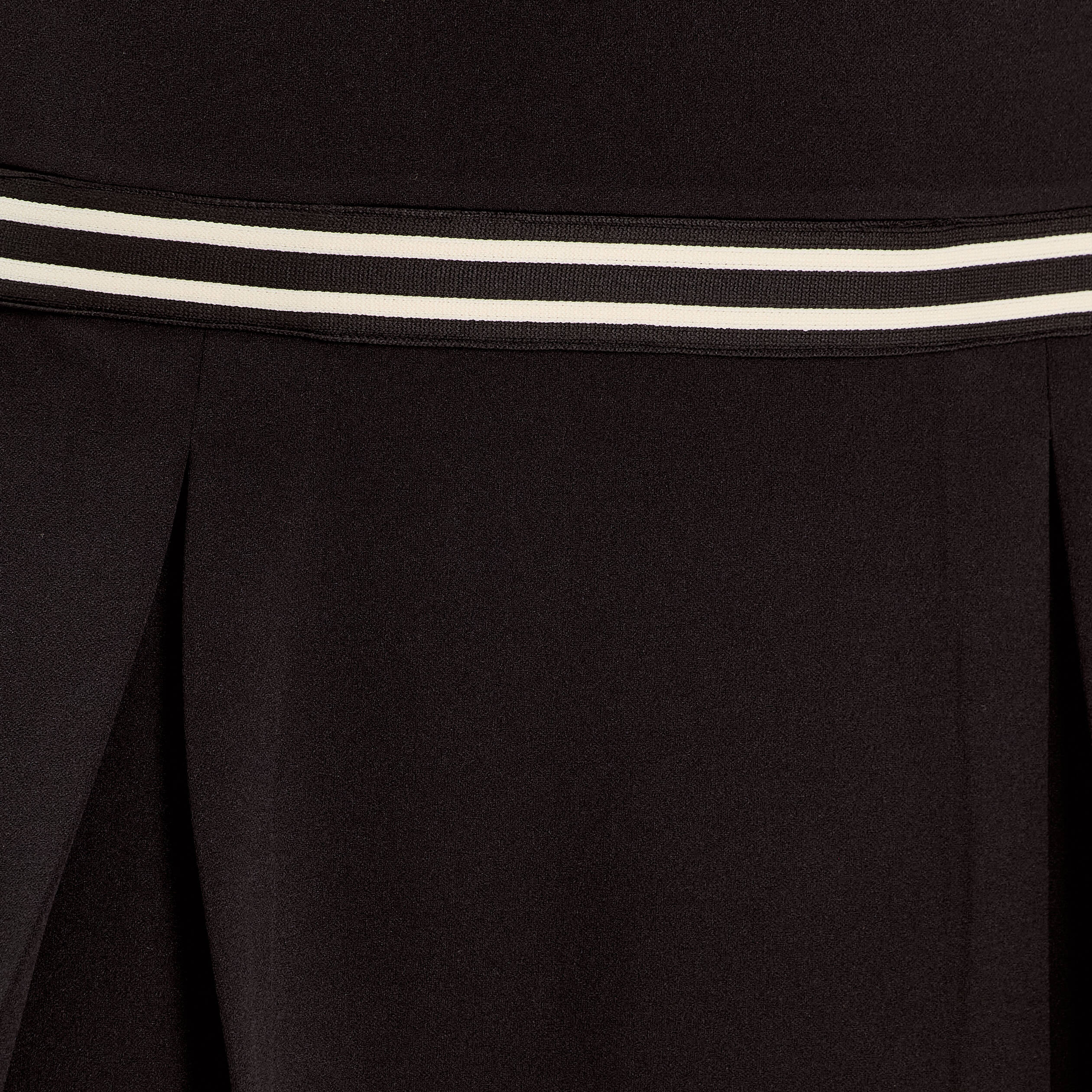 Robe &eacute;vas&eacute;e avec bandes noir femme