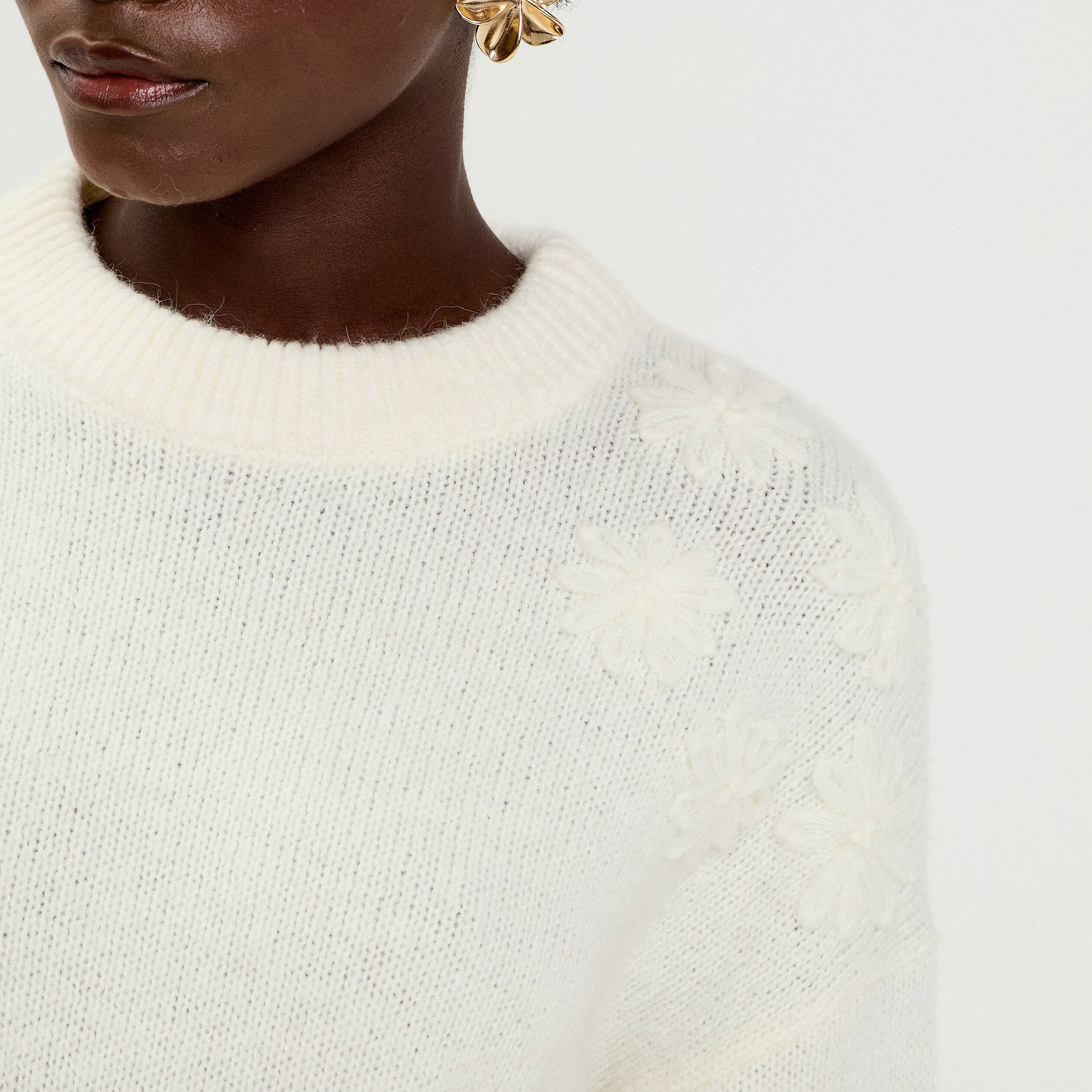Pull brod&eacute; manches longues ecru femme
