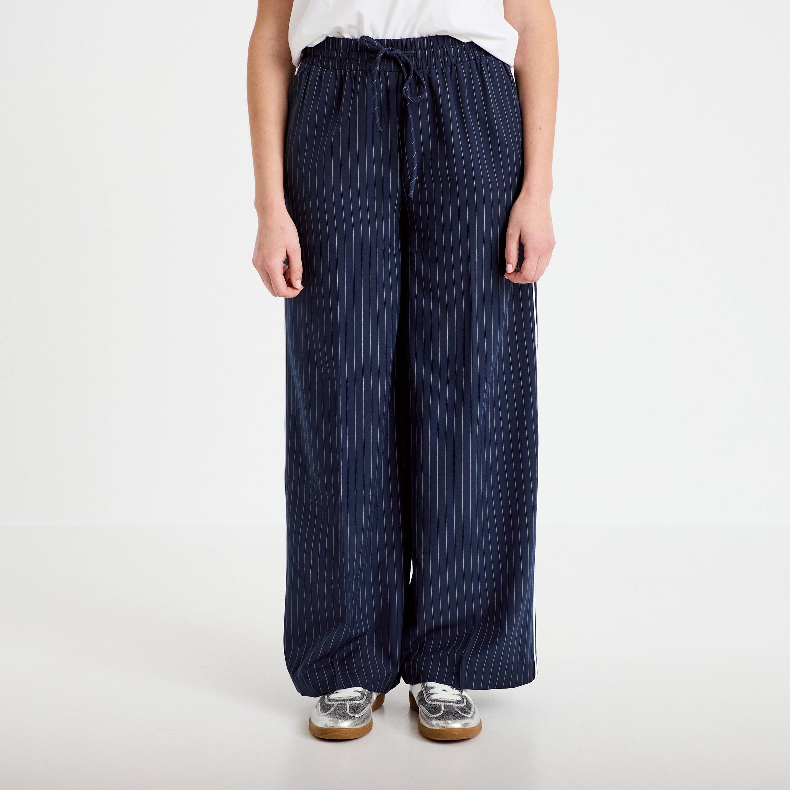 Pantalon large taille &eacute;lastiqu&eacute;e bleu clair femme