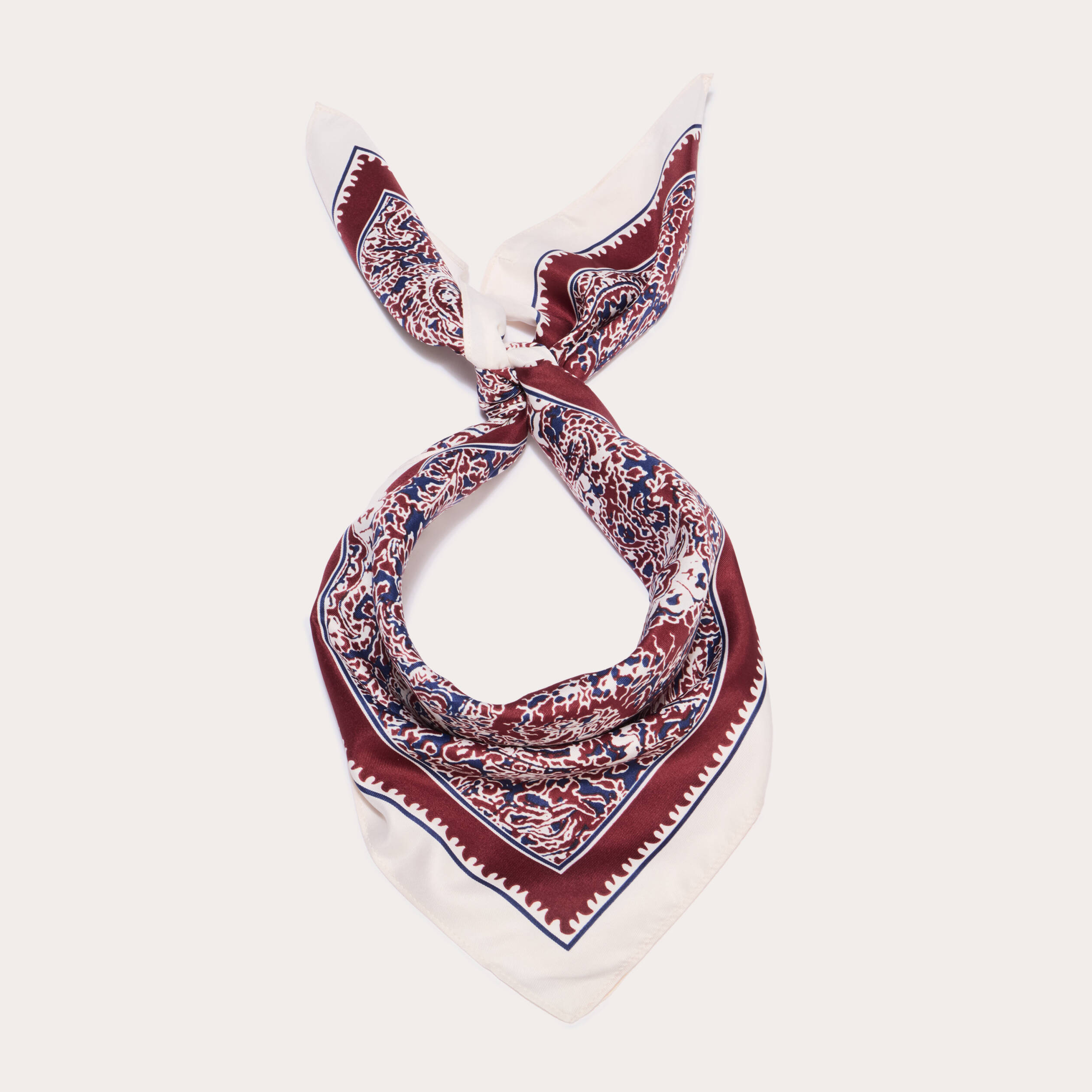 Foulard satin&eacute; soyeux bordeaux femme