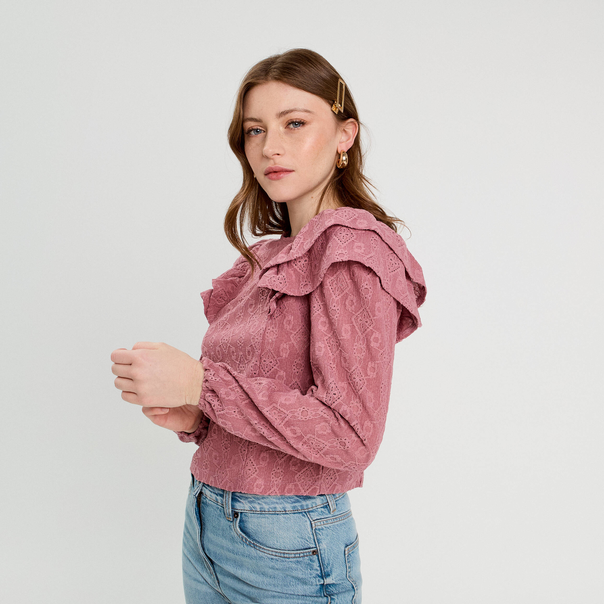 Blouse brod&eacute;e avec volants vieux rose femme