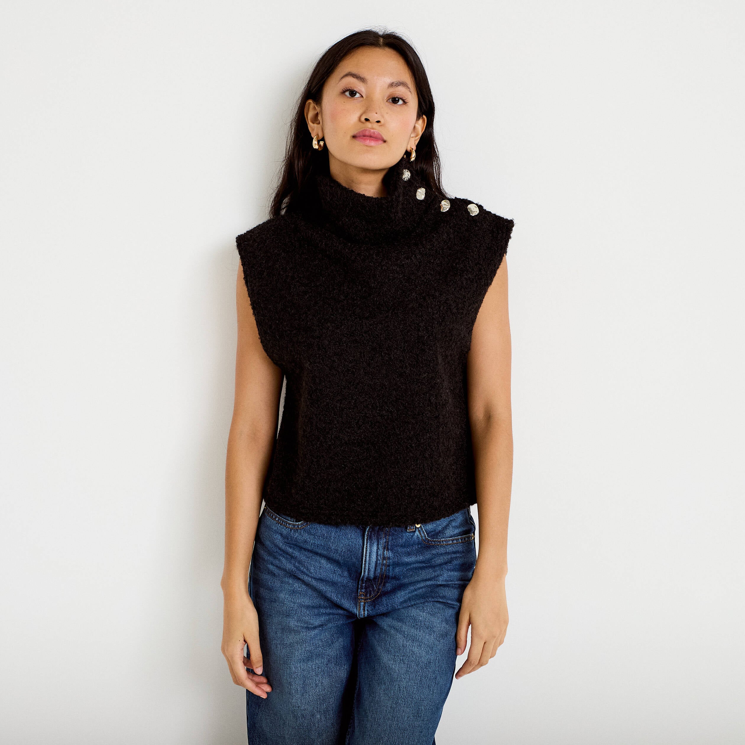Pull droit sans manches col montant noir femme