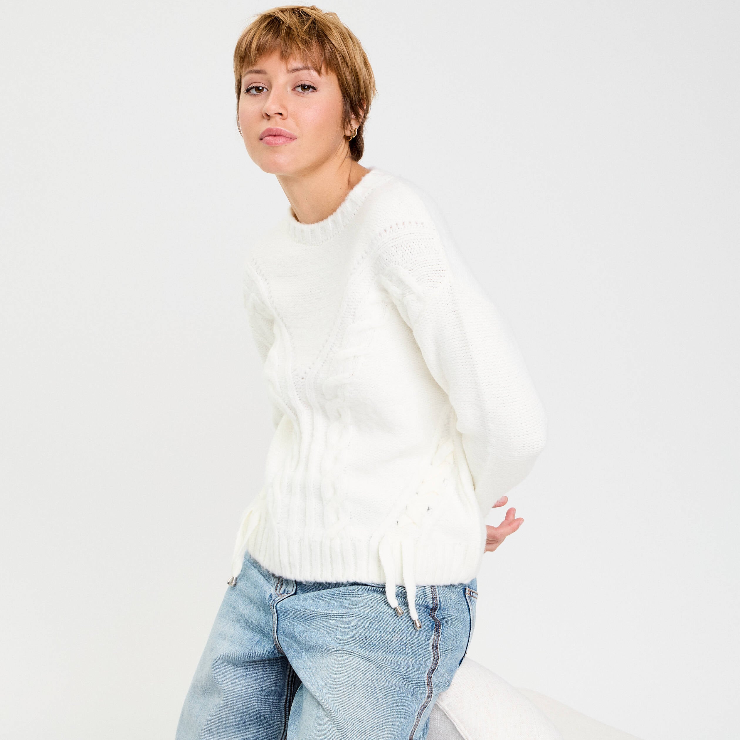 Pull &agrave; torsades ecru femme