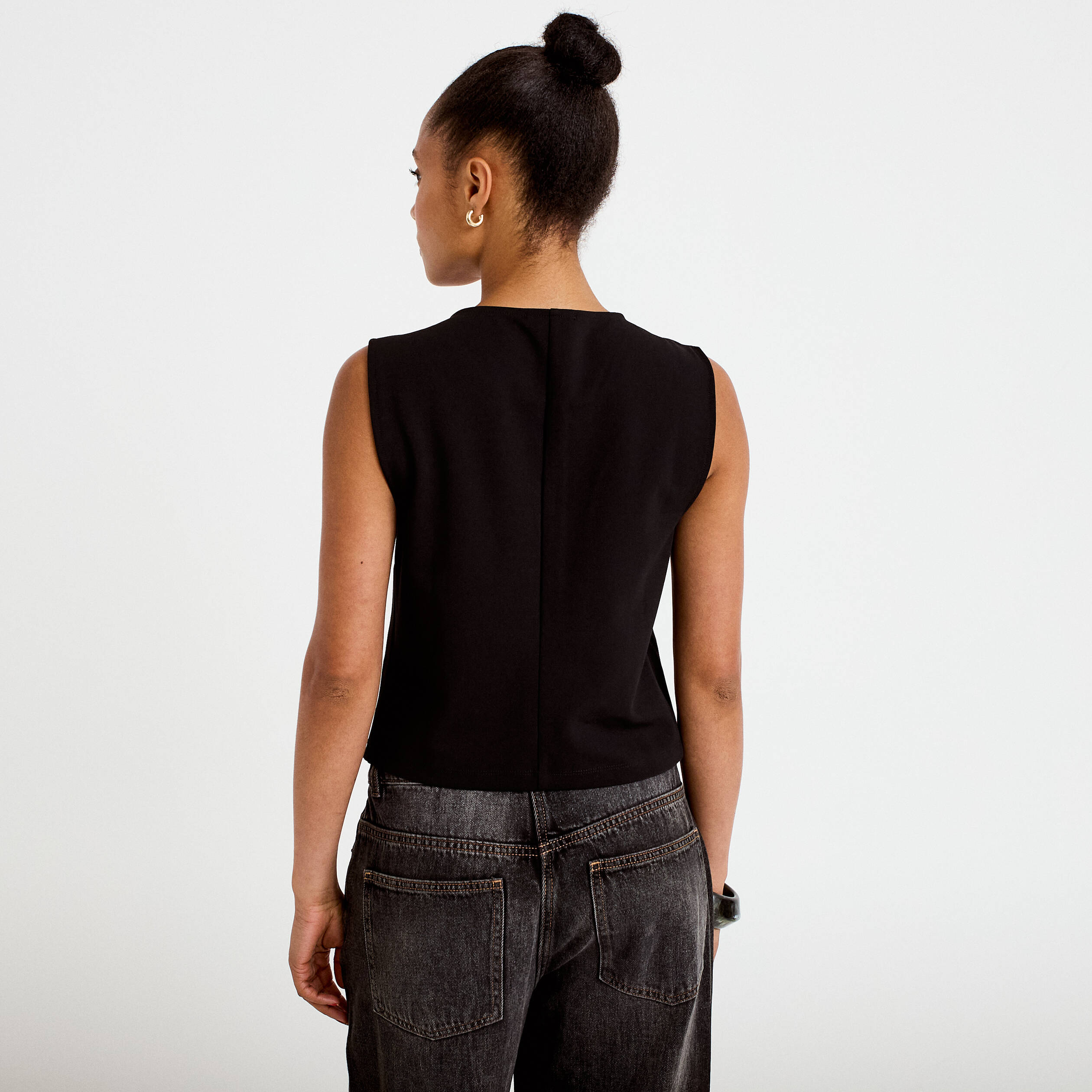 Gilet sans manches col rond noir femme