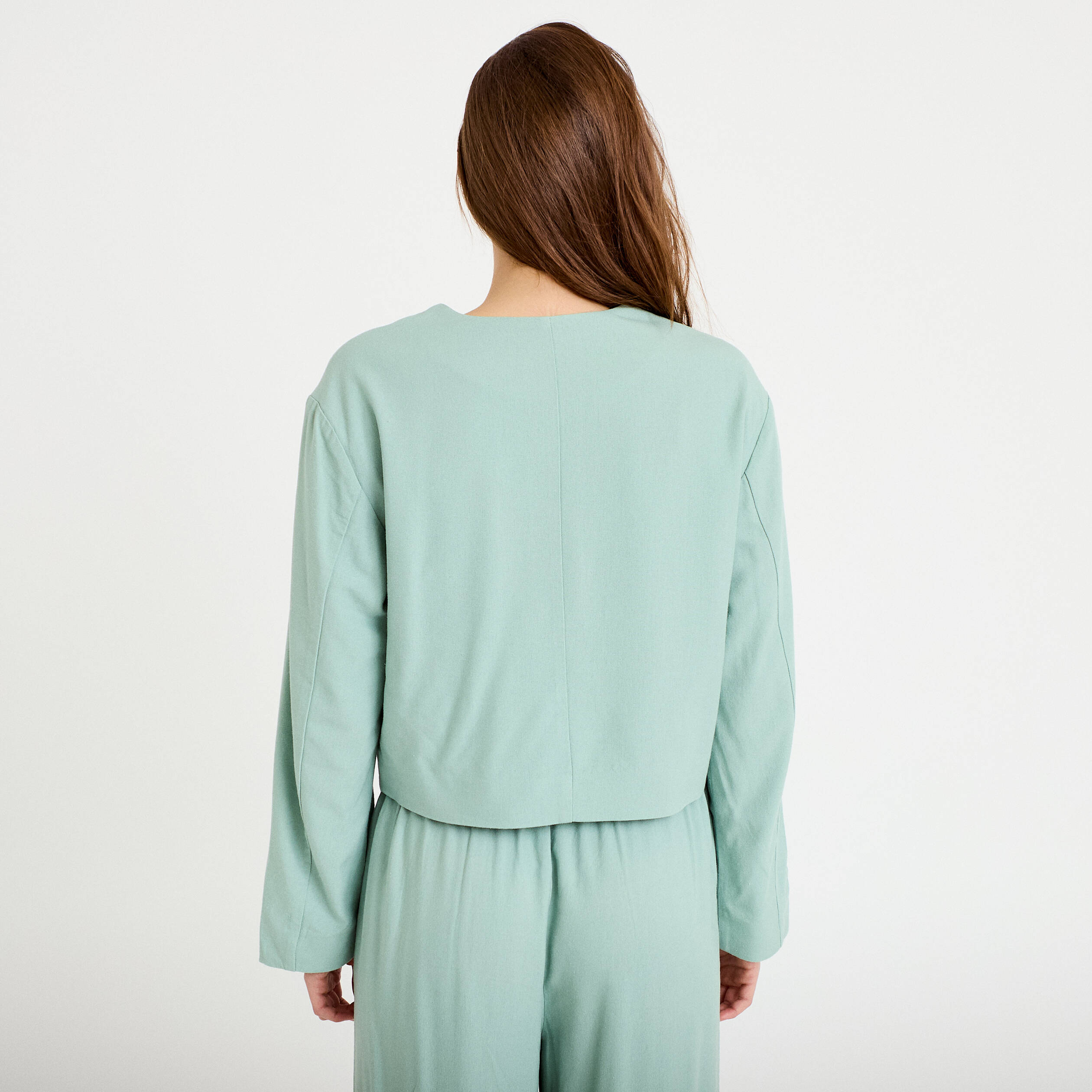 Veste coupe droite courte vert pastel femme