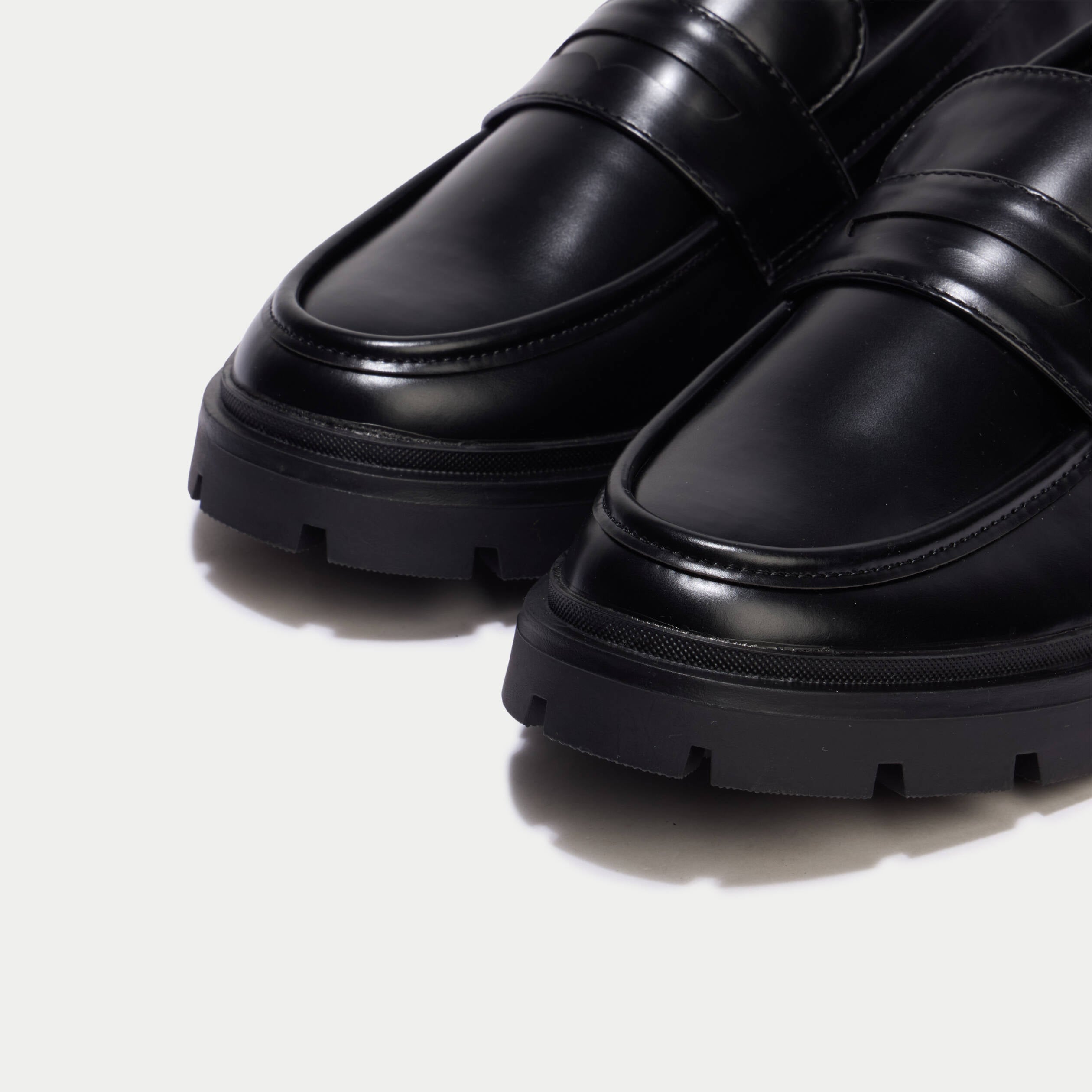 Mocassins noir femme