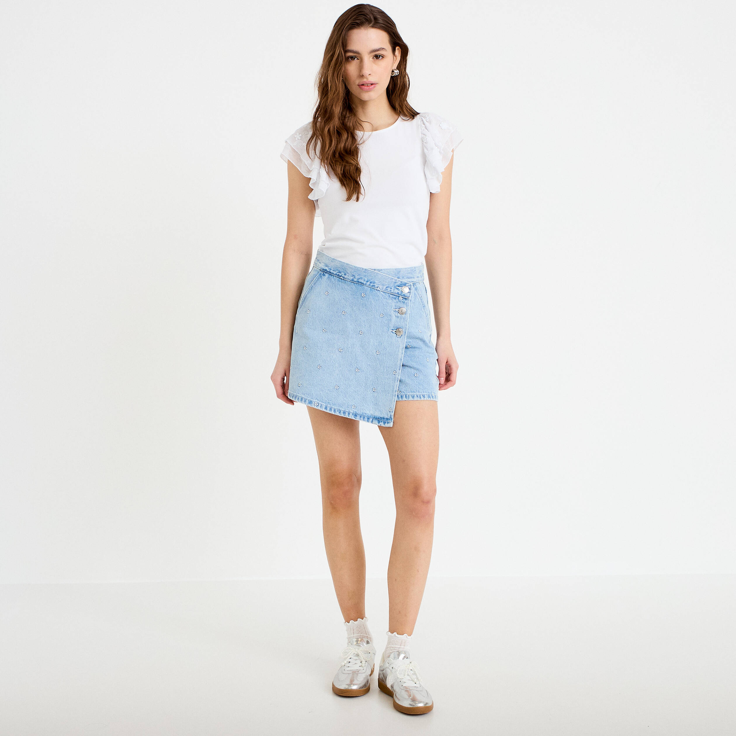 T-shirt ajust&eacute; dentelle col rond blanc femme