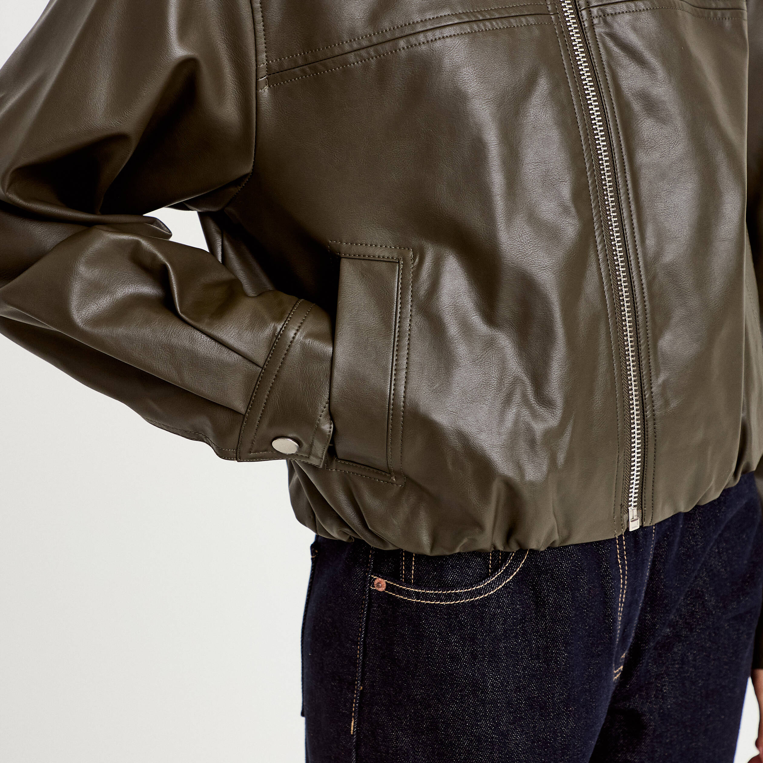 Veste effet boule manches longues vert kaki femme