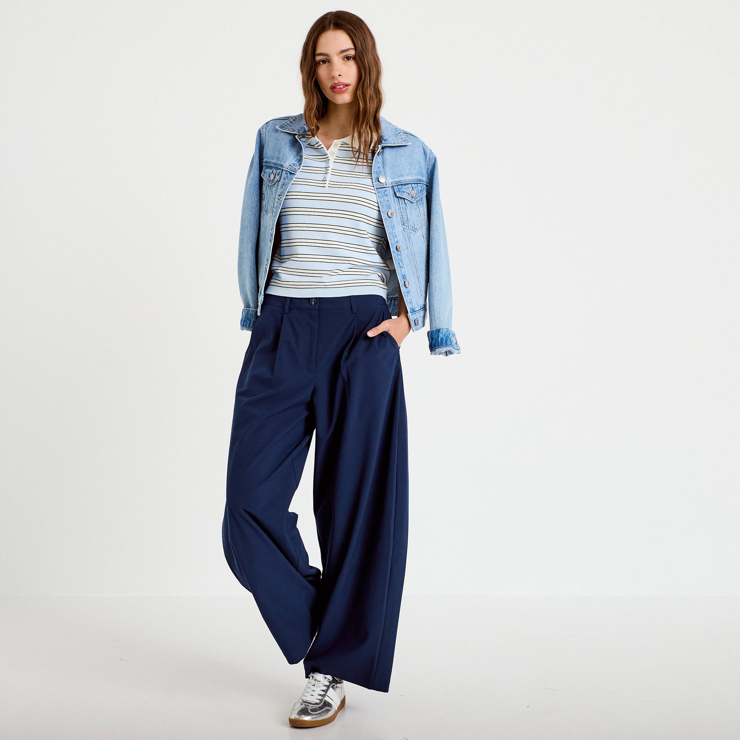 Polo manches courtes col chemise bleu femme