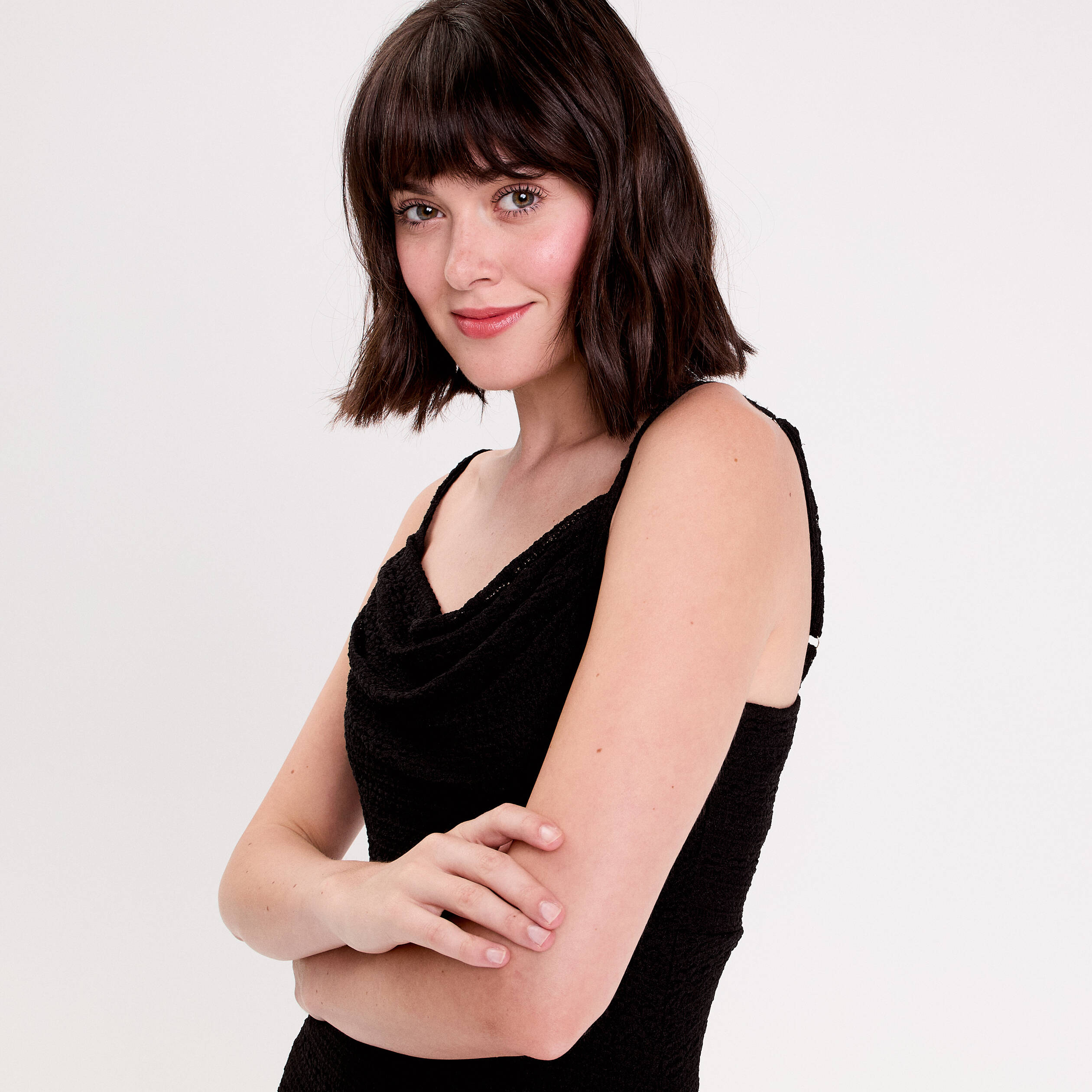 Robe longue droite col b&eacute;nitier dentelle noir femme