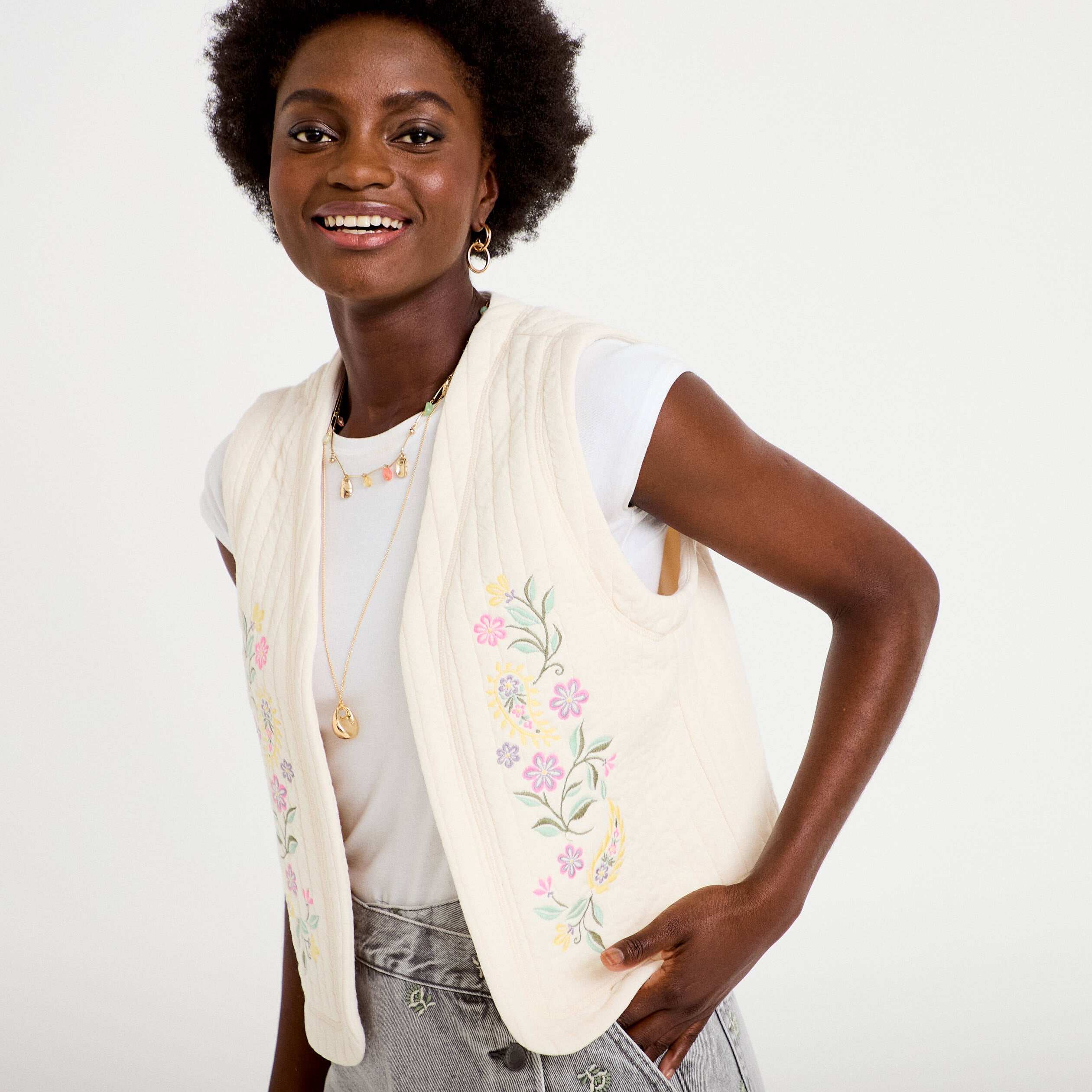 Veste droite sans manches col rond ecru femme