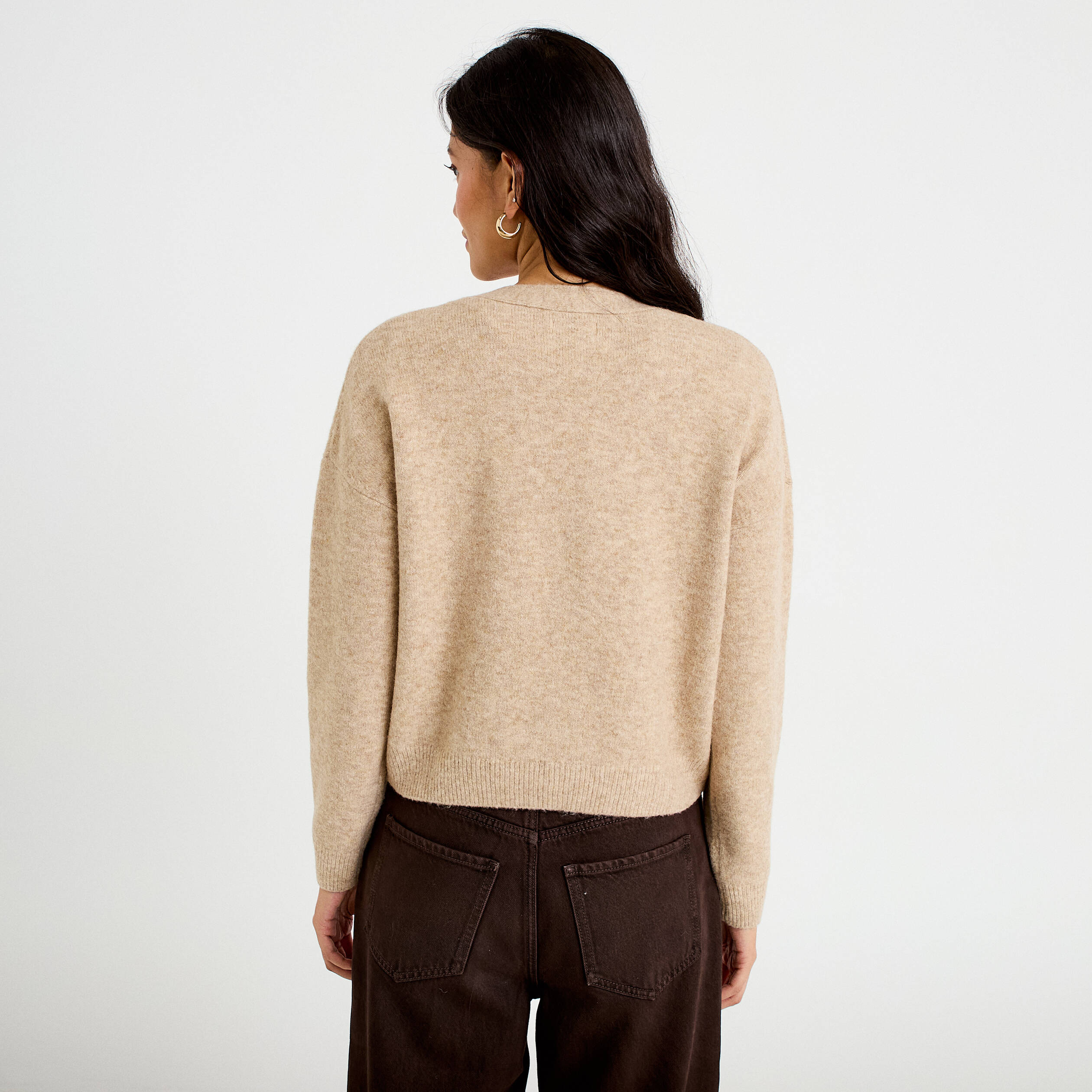 Gilet brod&eacute; col v manches longues beige femme