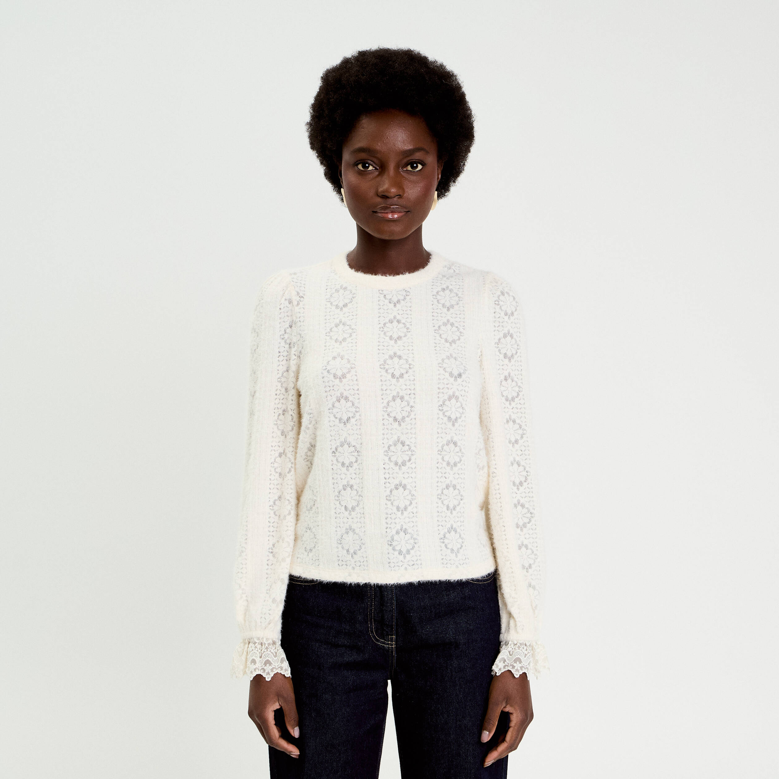 Top dentelle manches longues col rond ivoire femme
