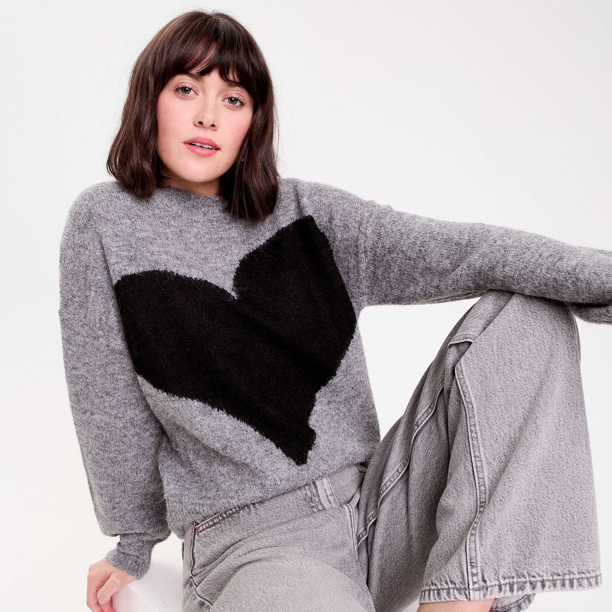 Pull col rond manches longues gris fonc&eacute; femme