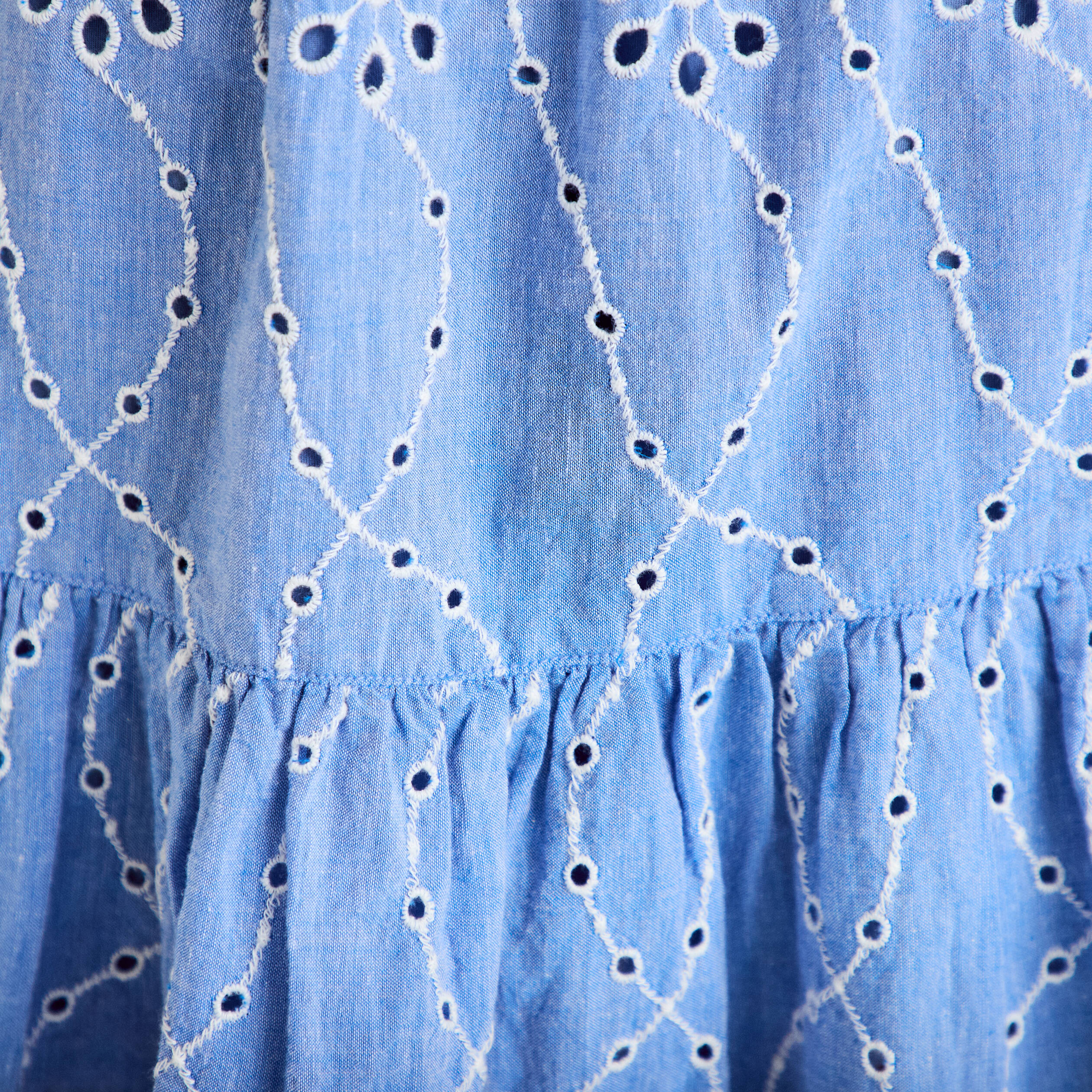 Robe courte &eacute;vas&eacute;e col v sans manches bleu gris femme