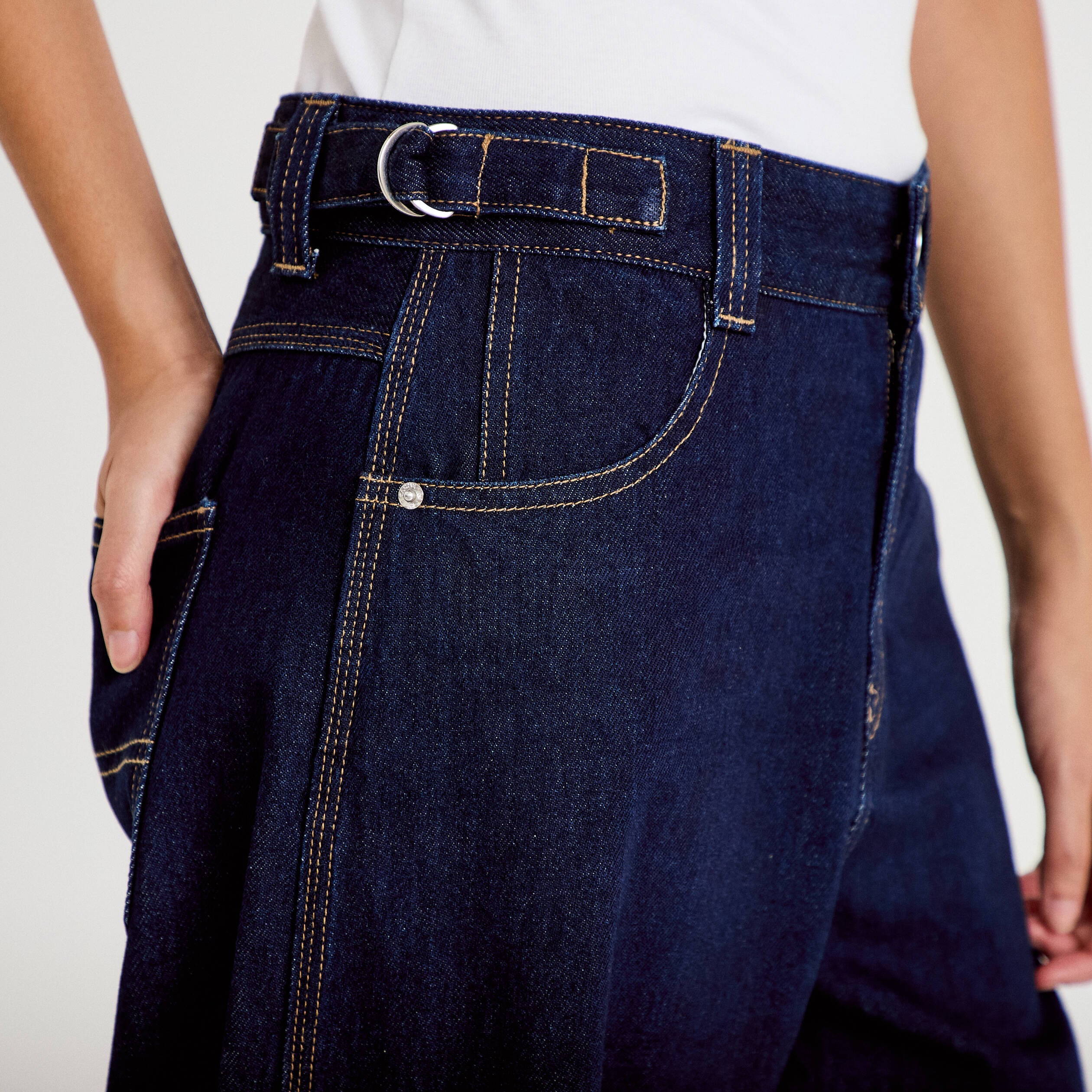 Jean barrel long en coton denim brut femme
