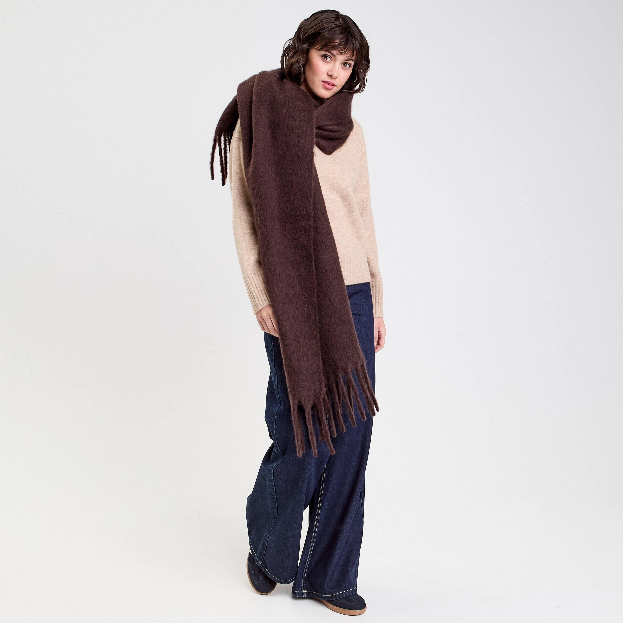 Pull col roul&eacute; manches longues beige femme