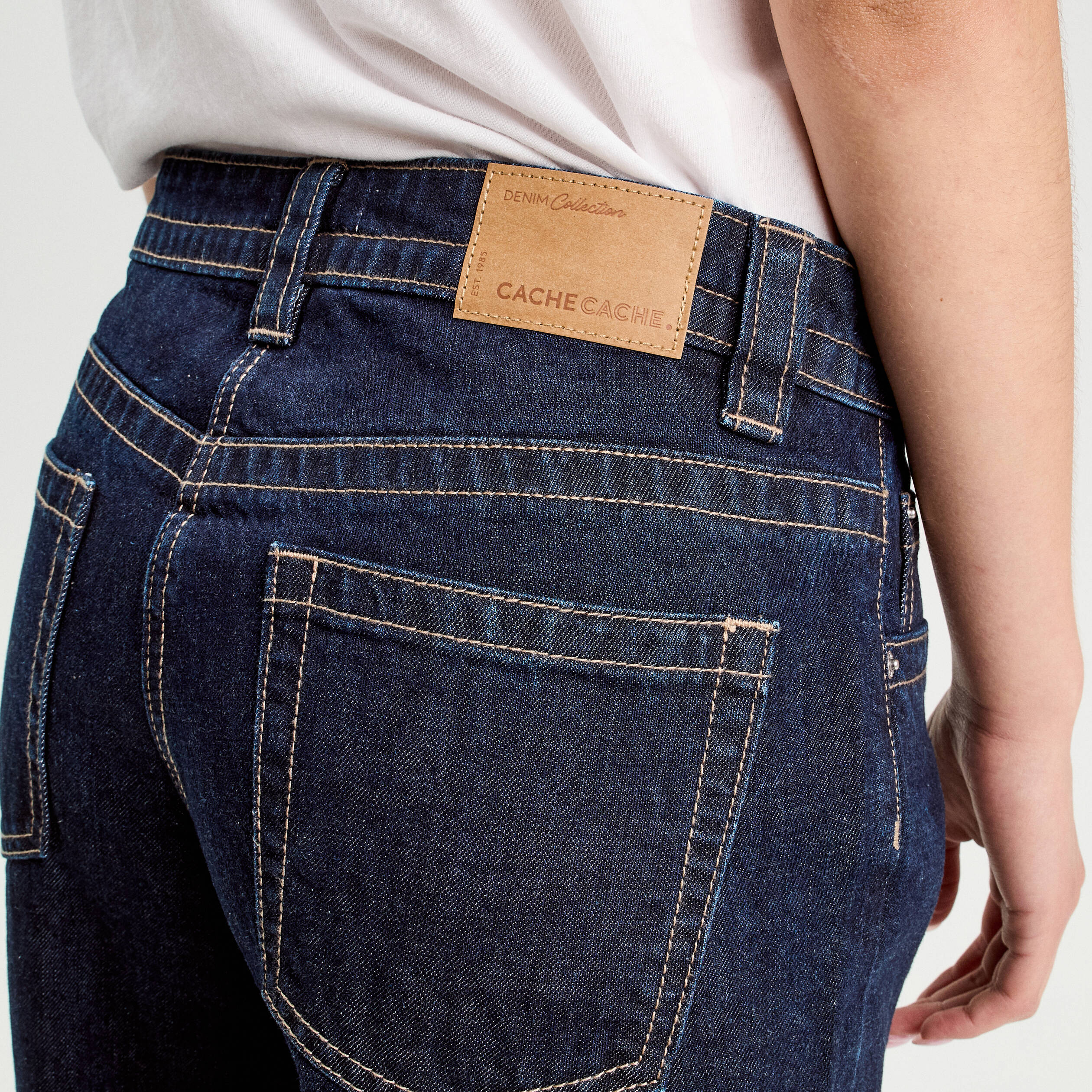 Jeans droit taille basse denim brut femme