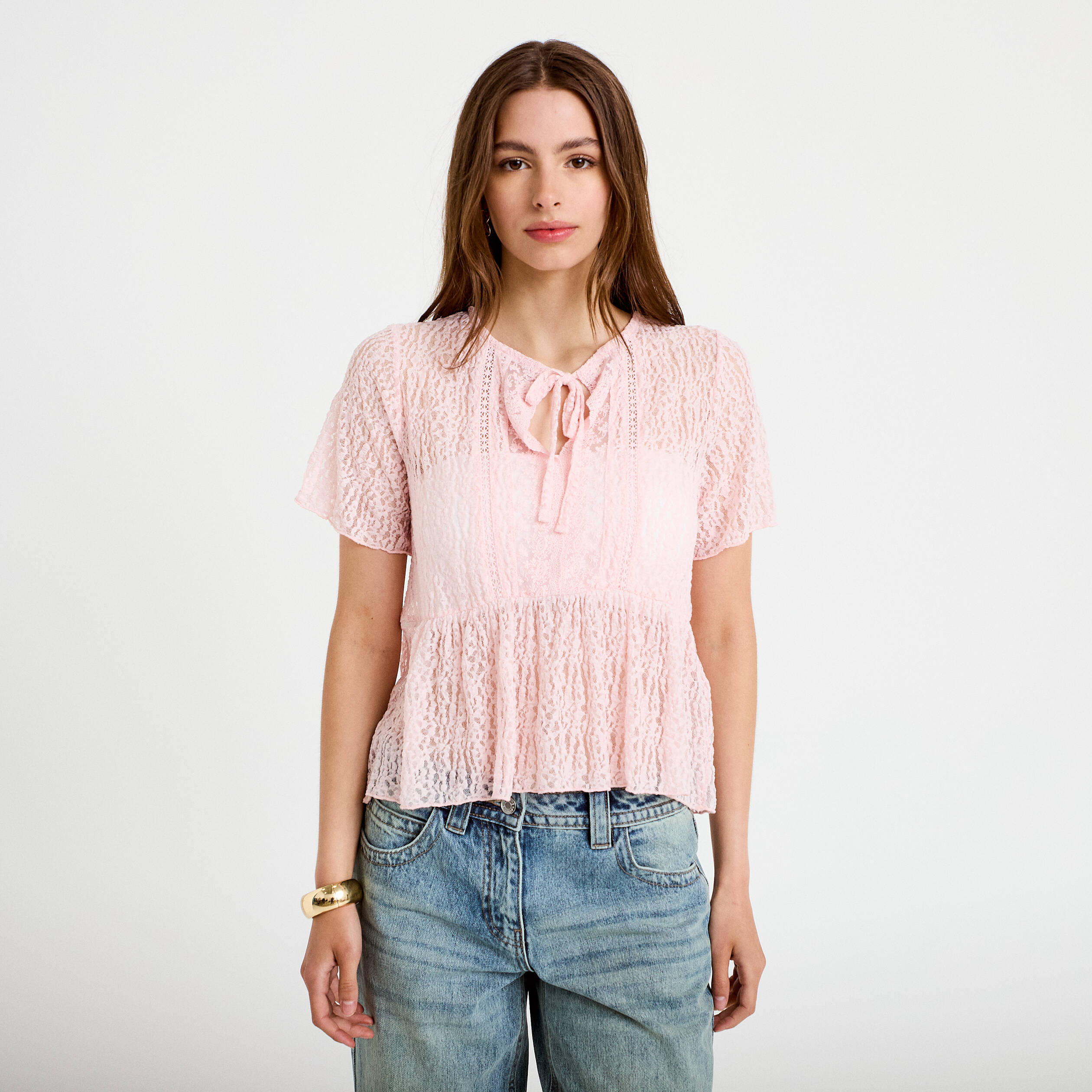 Blouse dentelle col rond manches courtes rose clair femme