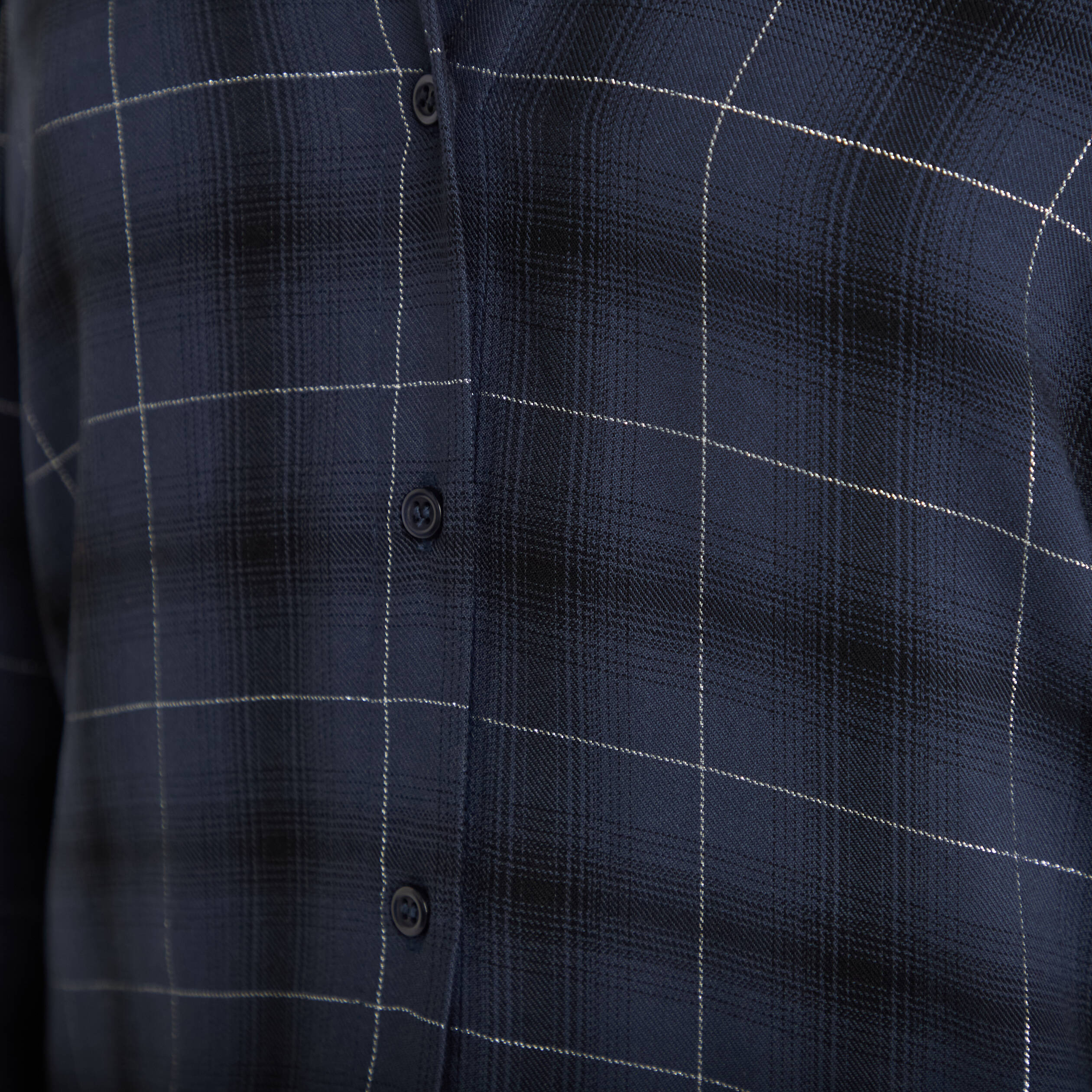 Chemise &agrave; carreaux fils m&eacute;tallis&eacute;s bleu fonc&eacute; femme