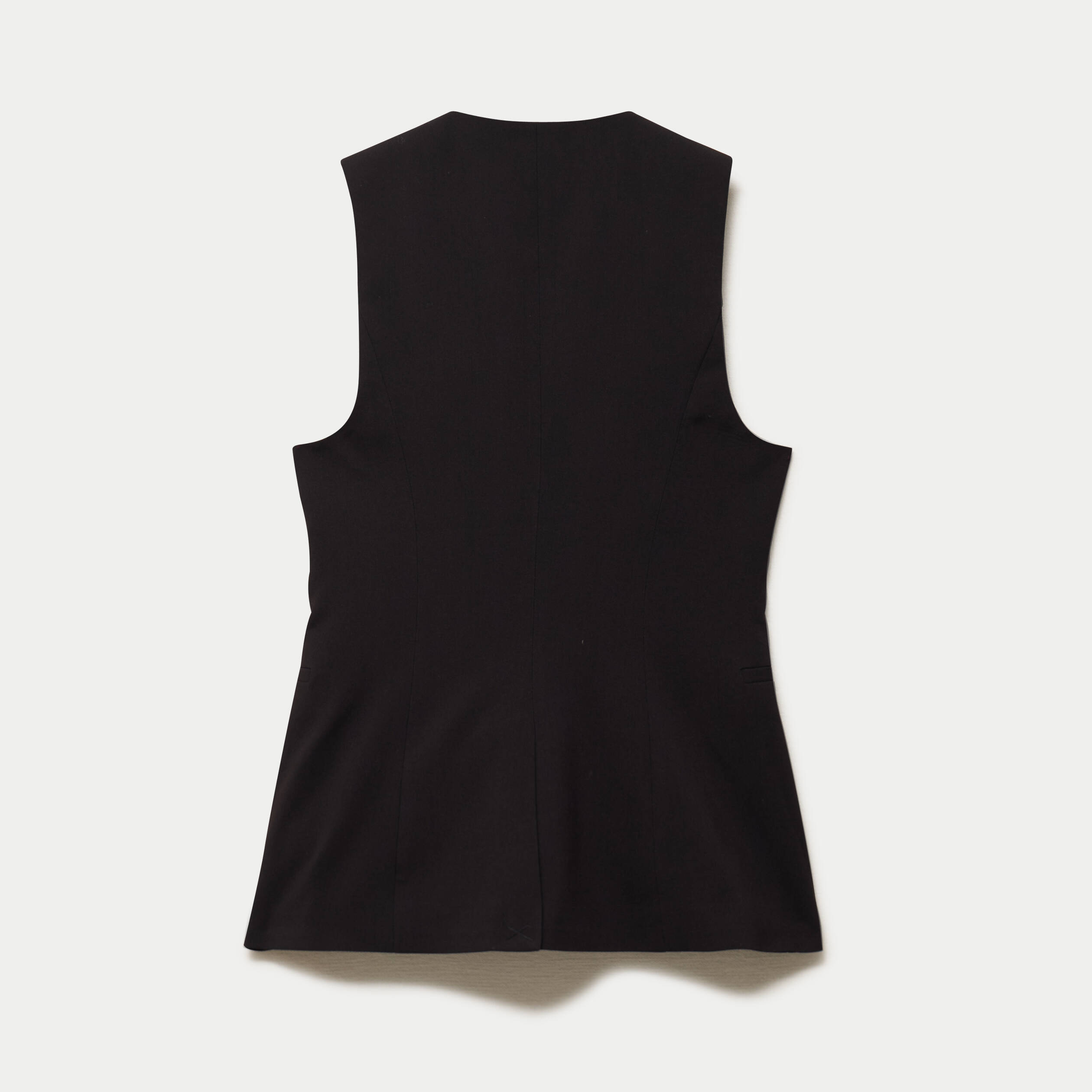 Gilet ajust&eacute; sans manches col rond noir femme