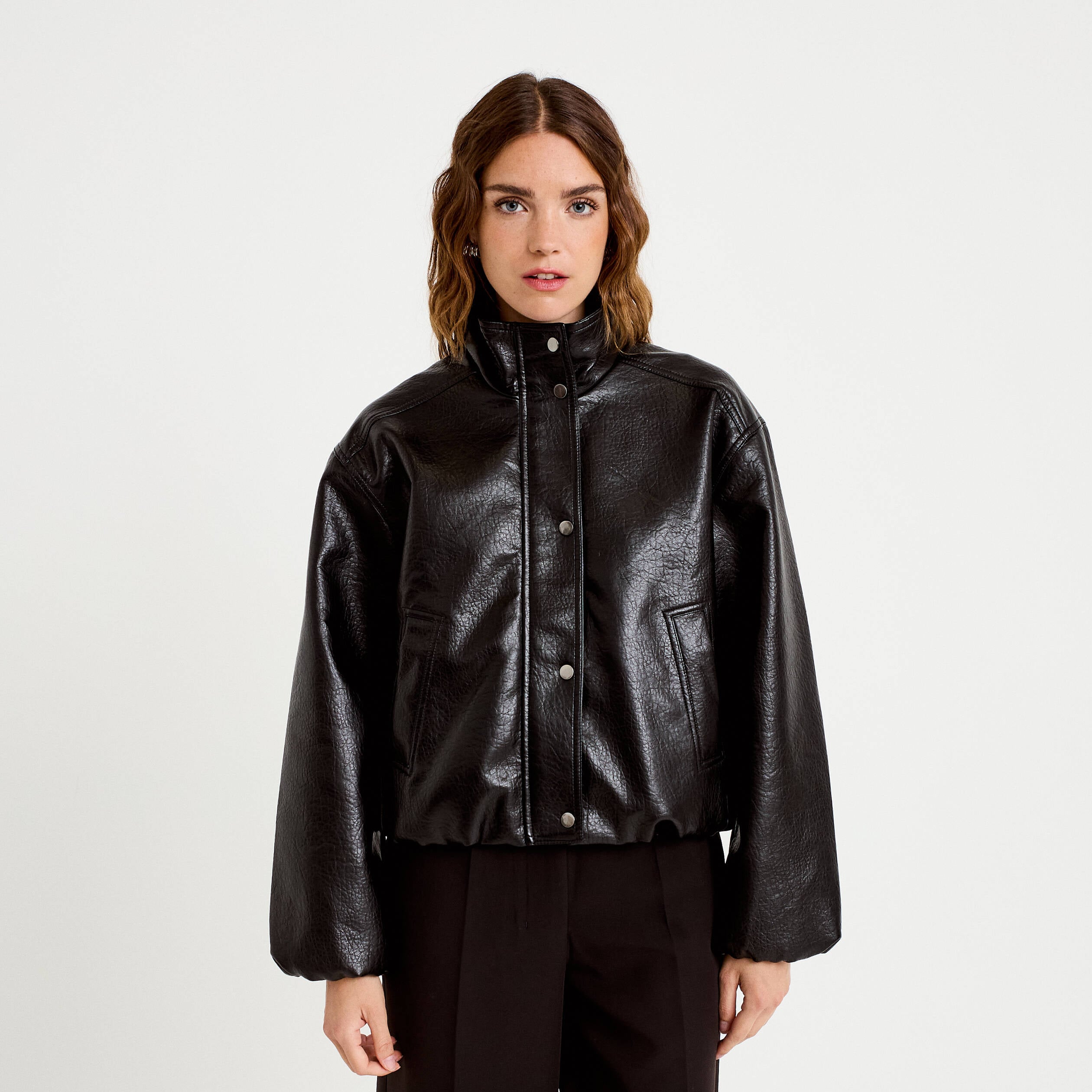 Veste oversize cropped similicuir noir femme